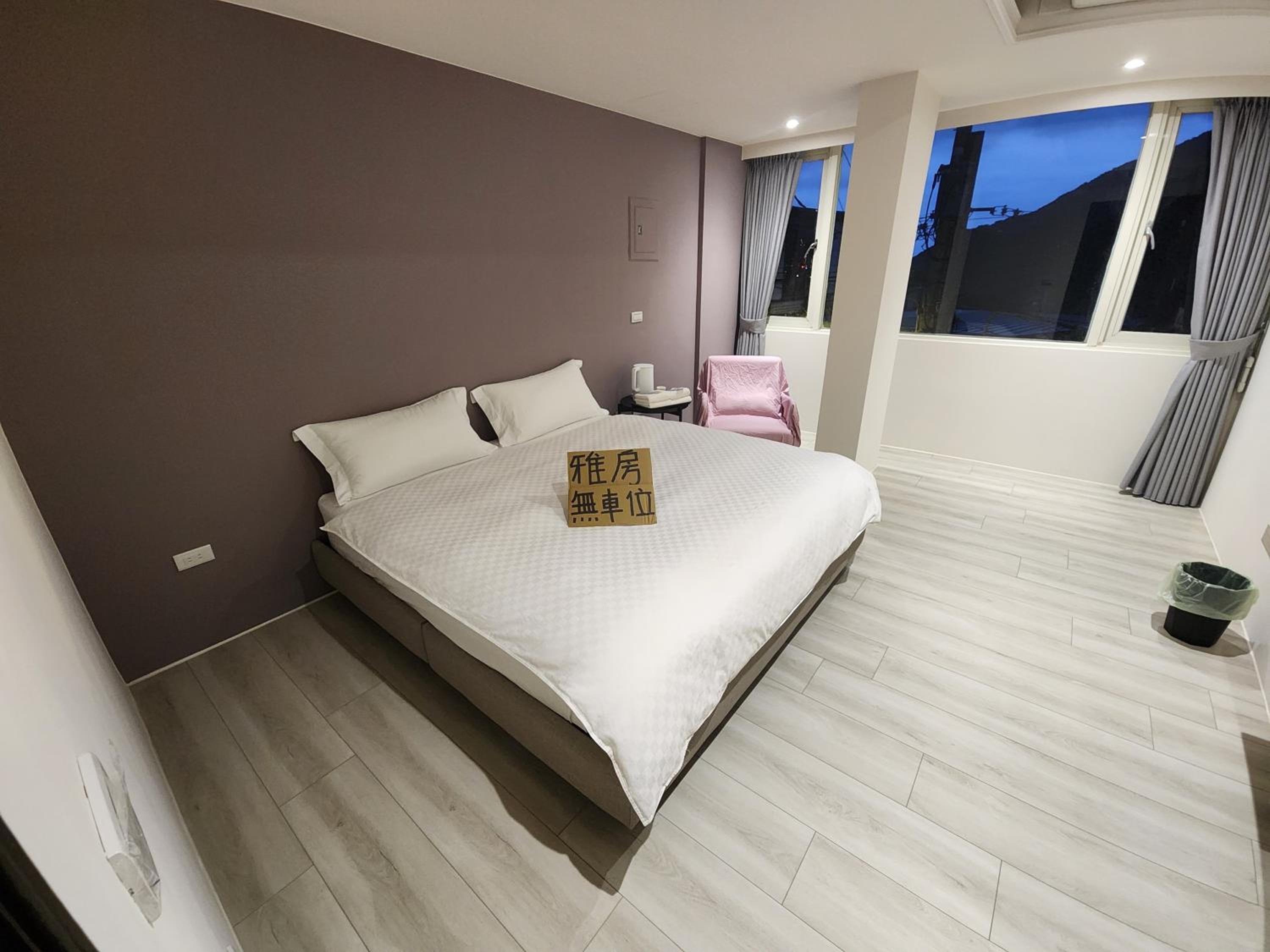Double Room with Private External Bathroom photo 1