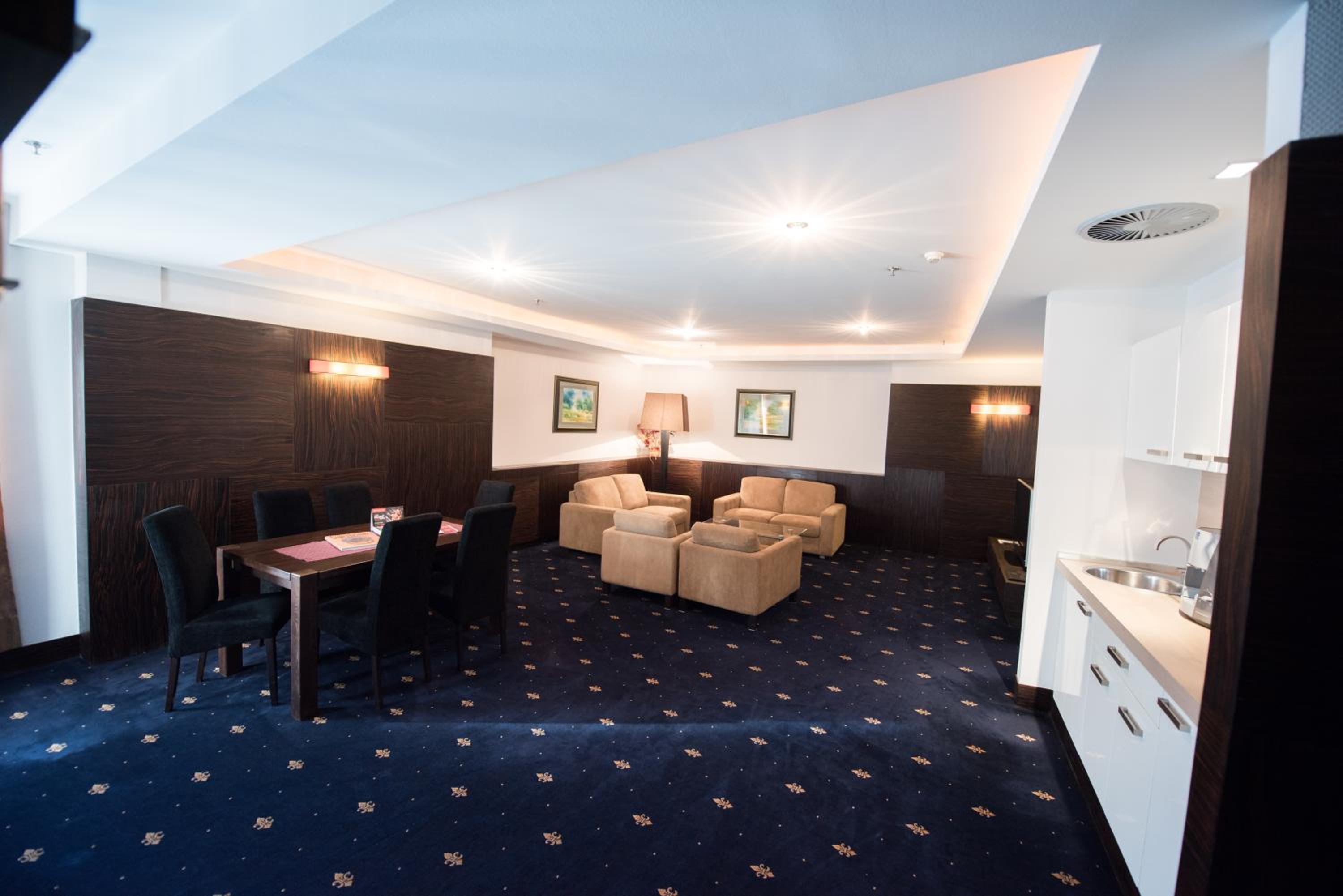 Presidential Suite photo 3