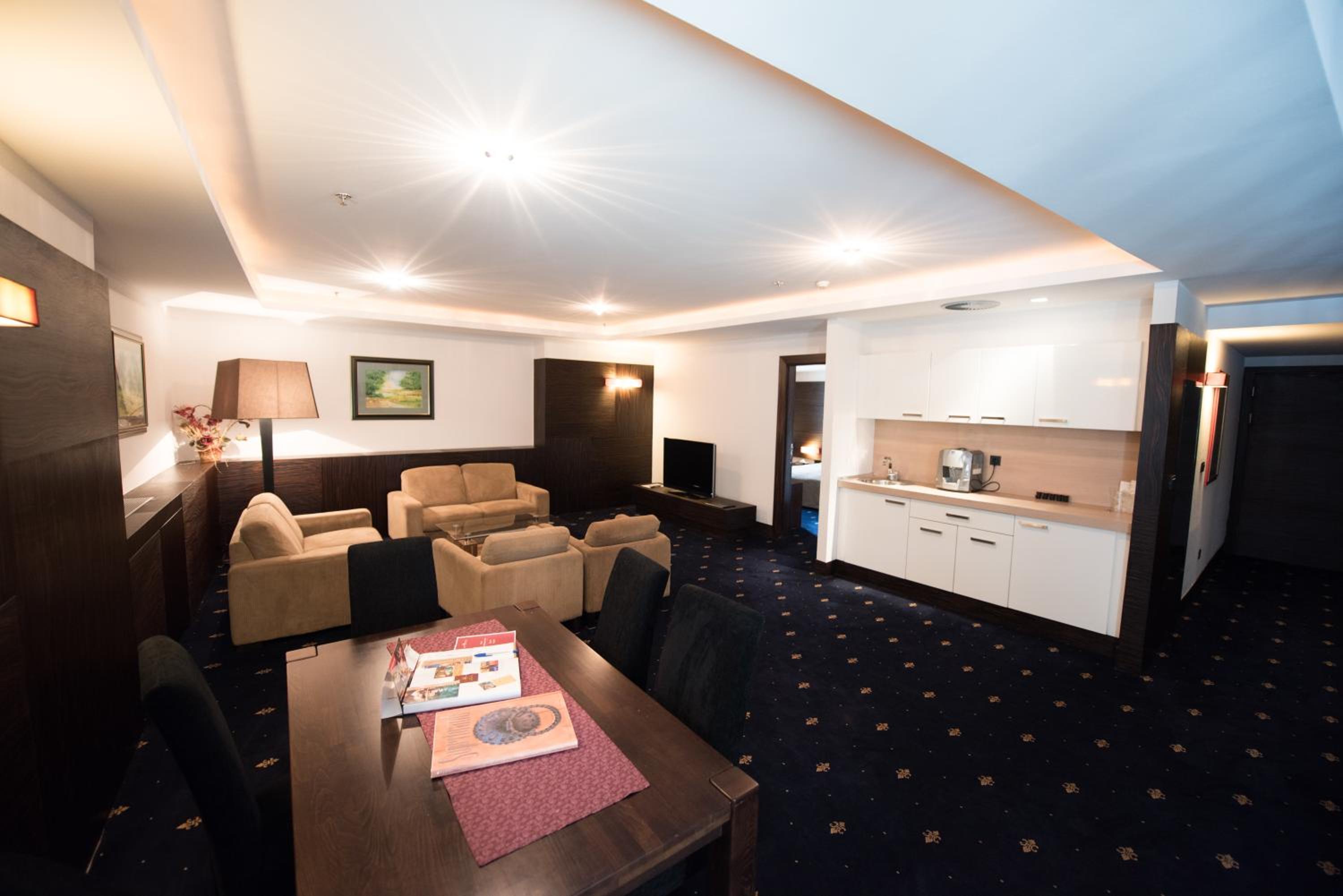 Presidential Suite photo 2