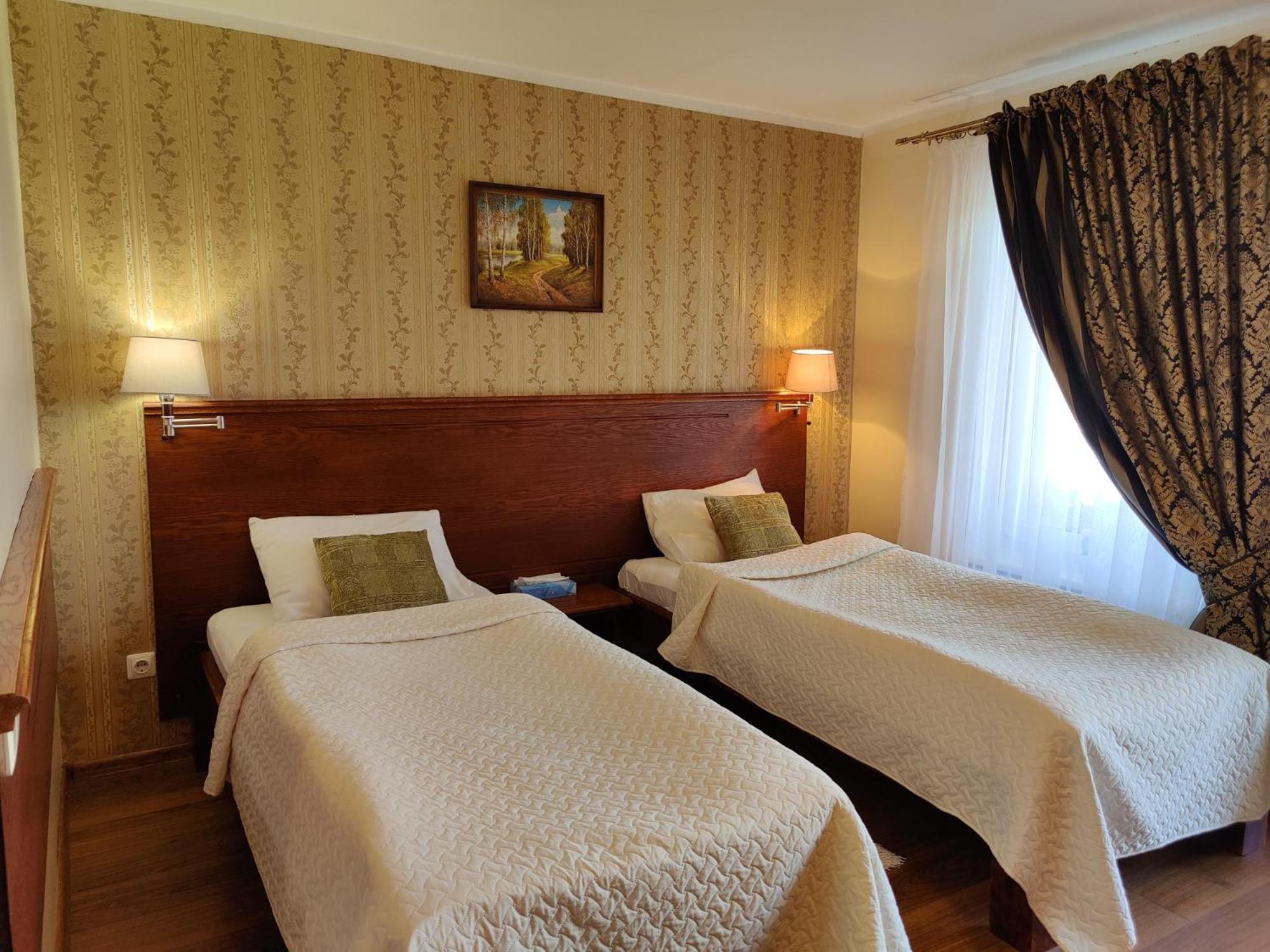 Standard Double Room - Photo 2