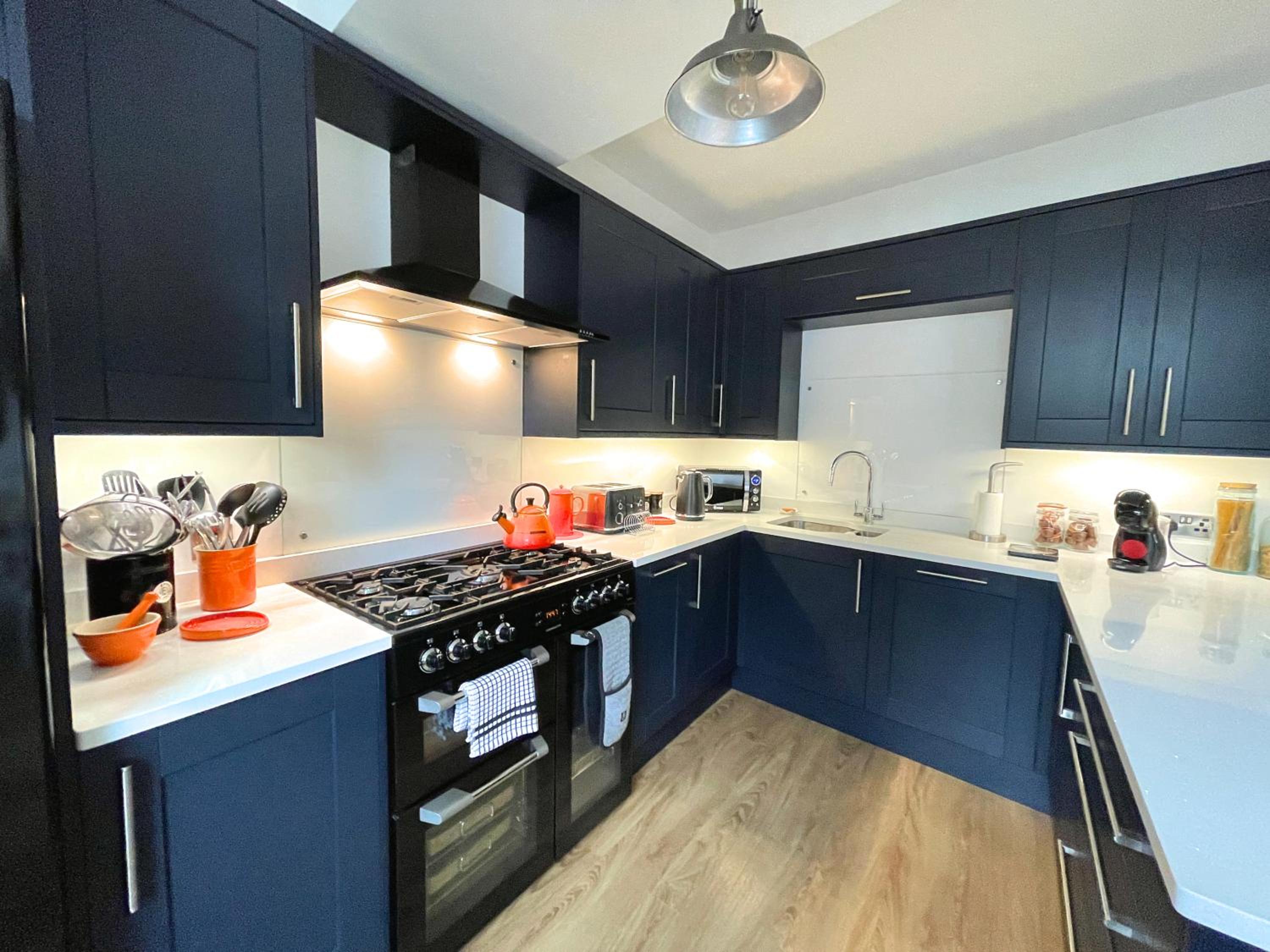 Three-Bedroom House photo 2