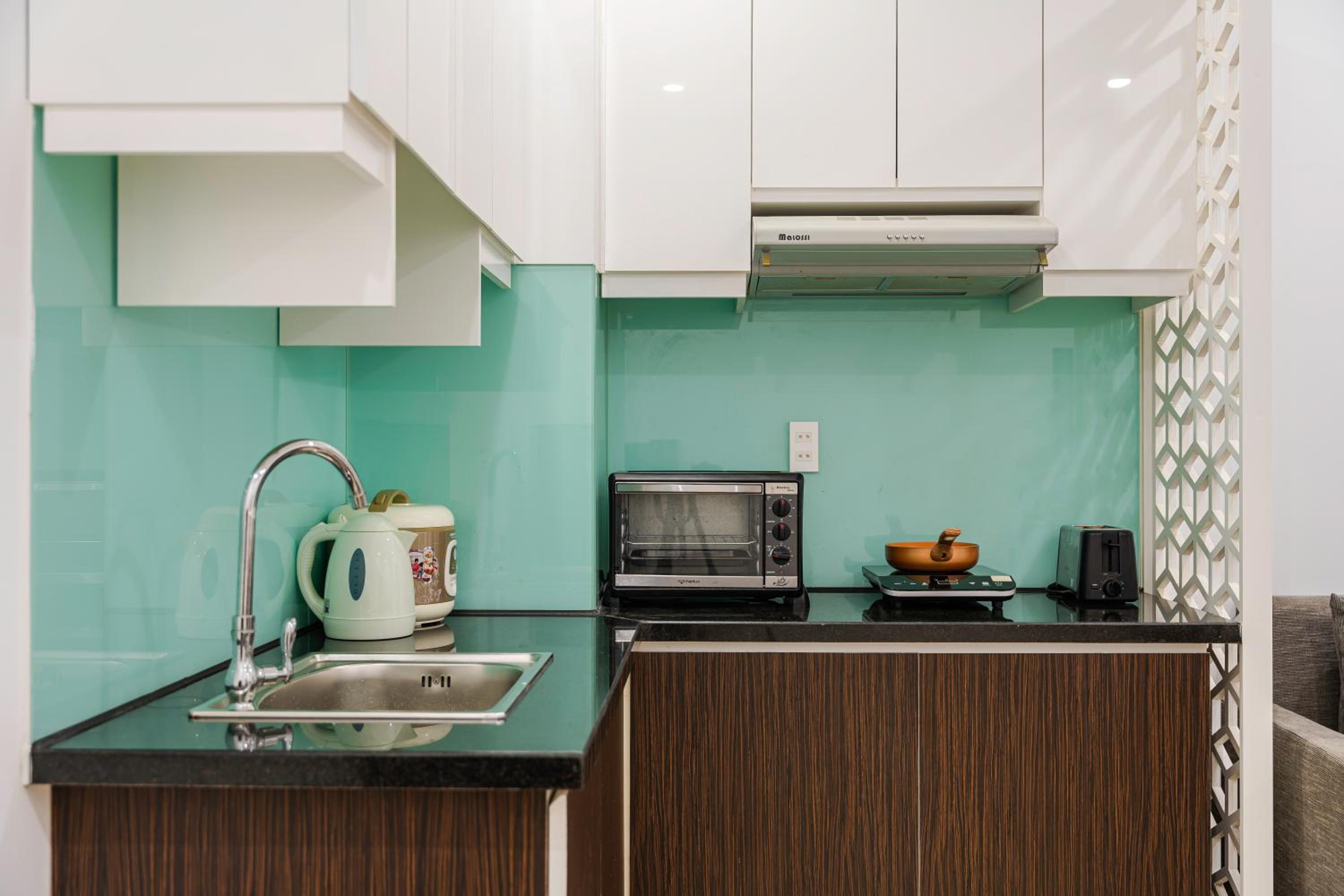 Two-Bedroom Apartment - Photo 7