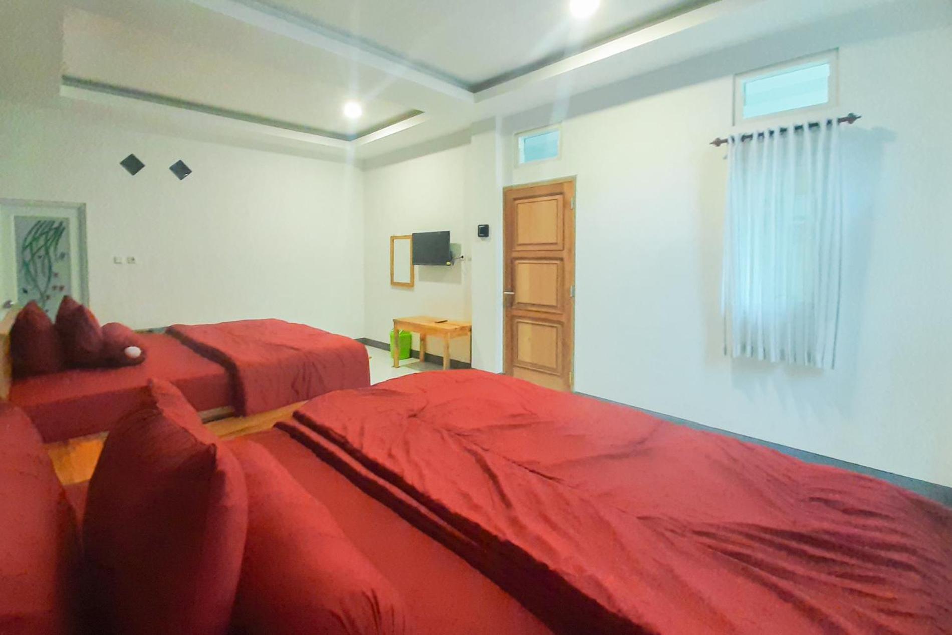 Double Room with Balcony photo 3