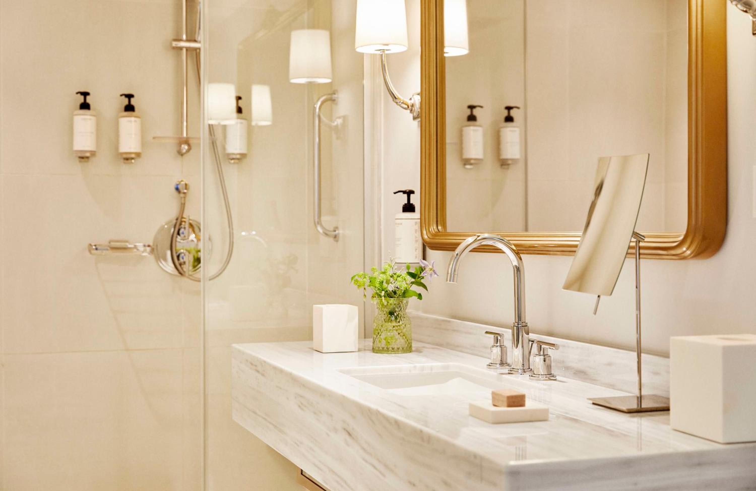 Empire Suite - Photo 6