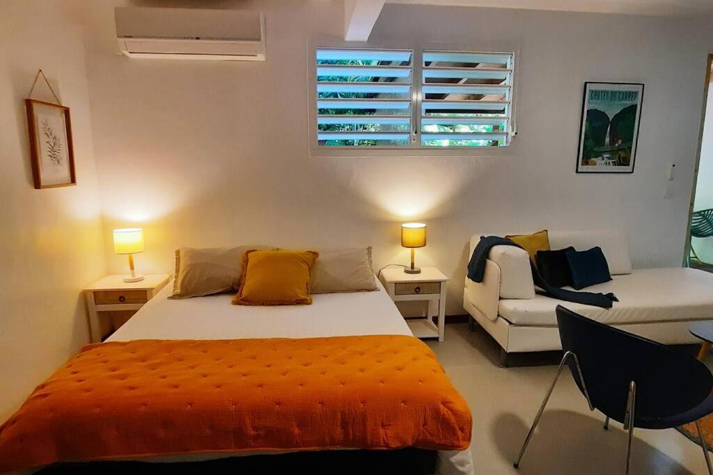 One-Bedroom Apartment photo 3