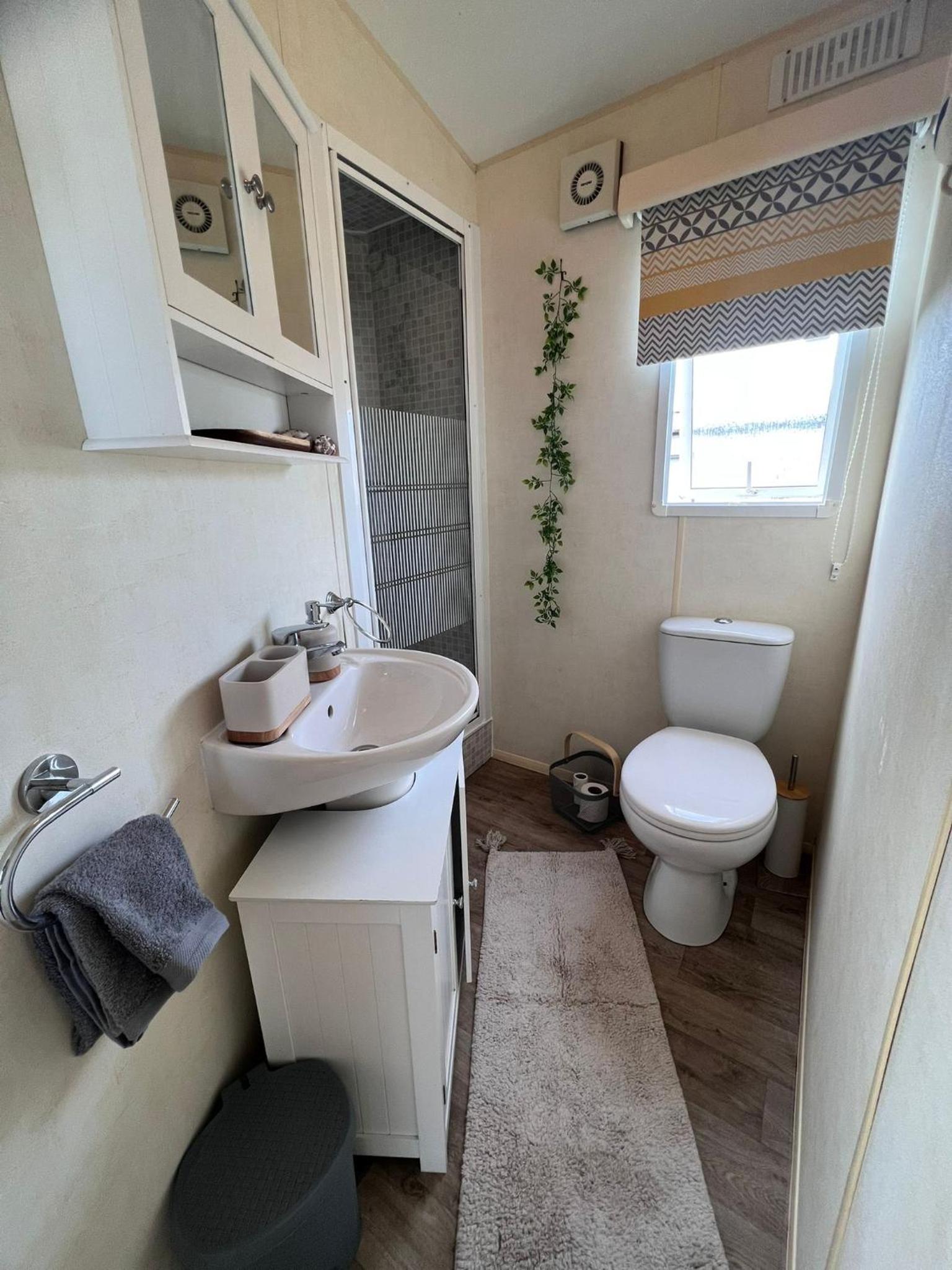 Two-Bedroom House photo 3