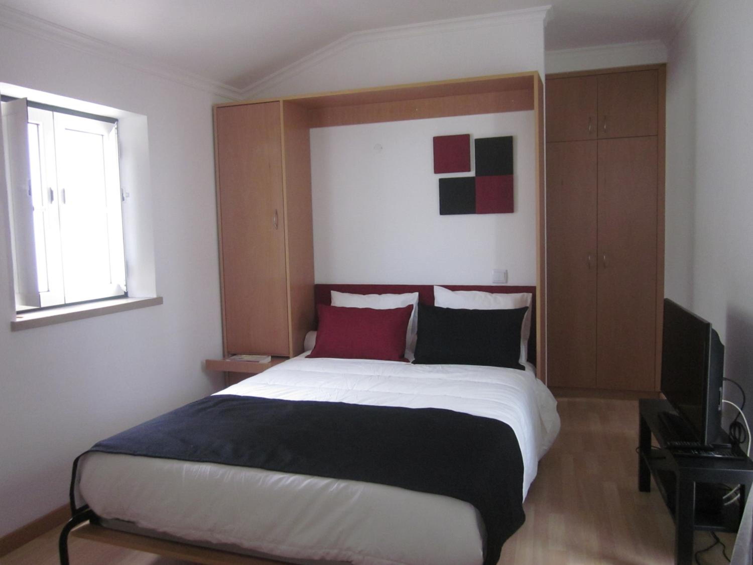 One-Bedroom House - Photo 1