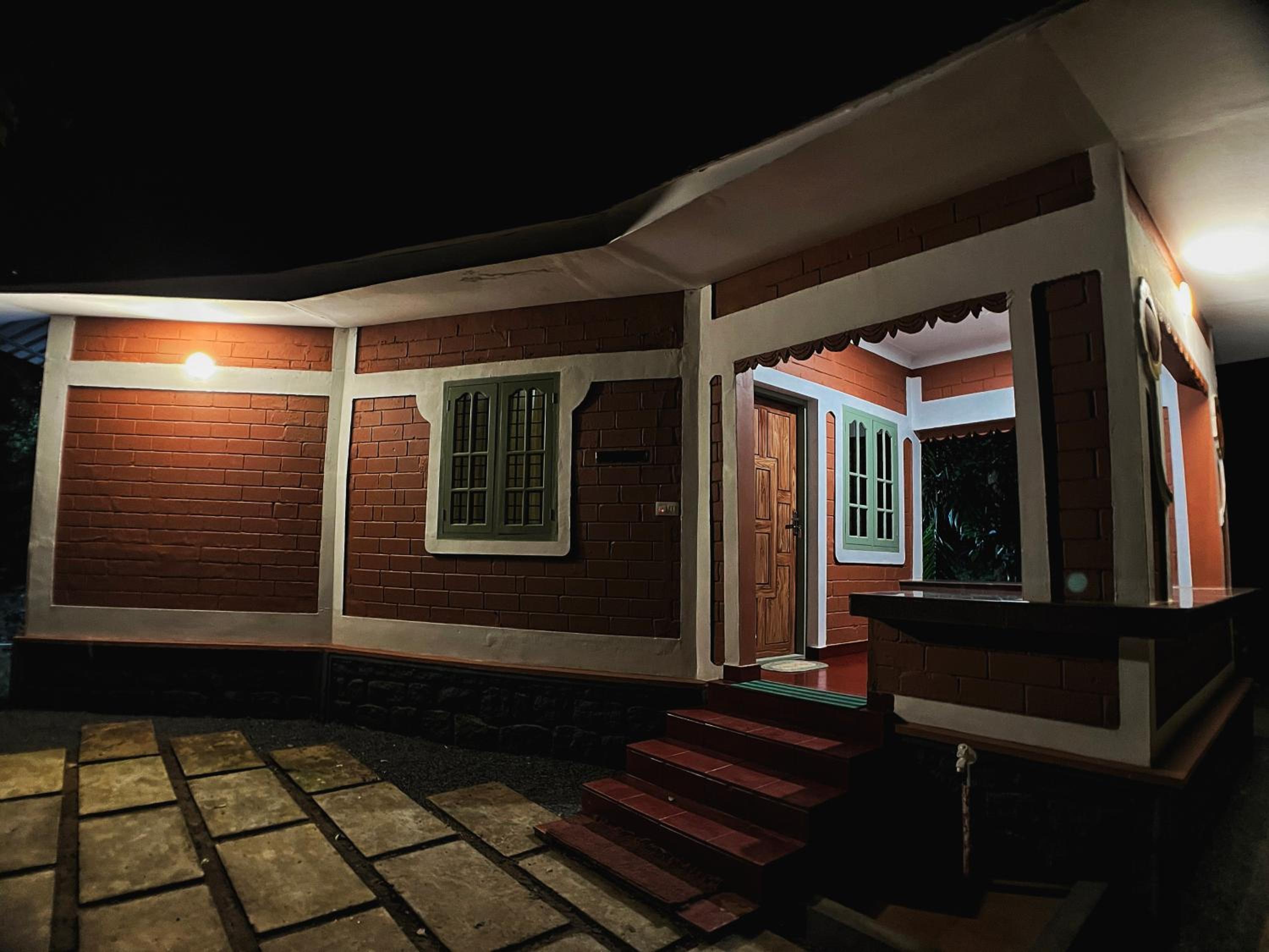 Villa with Waterfall Views photo 3