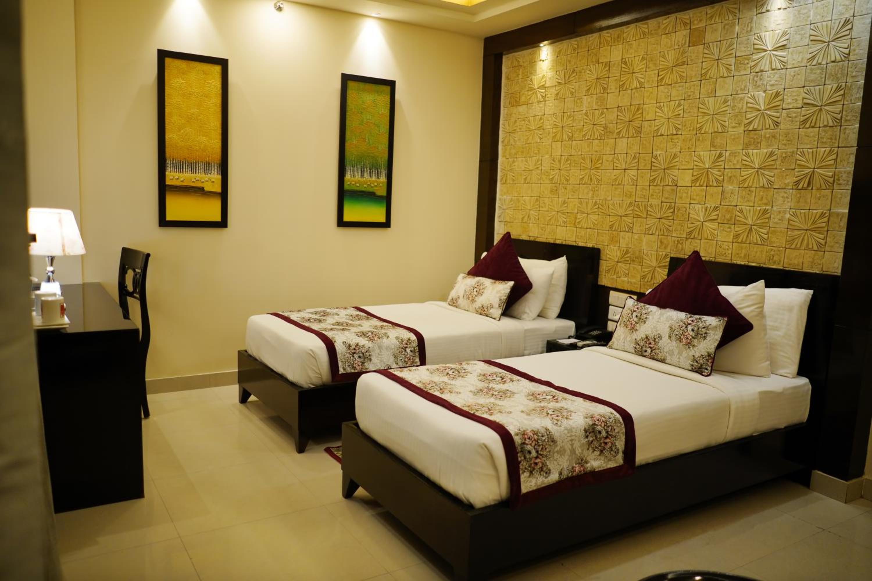 Superior Twin Room