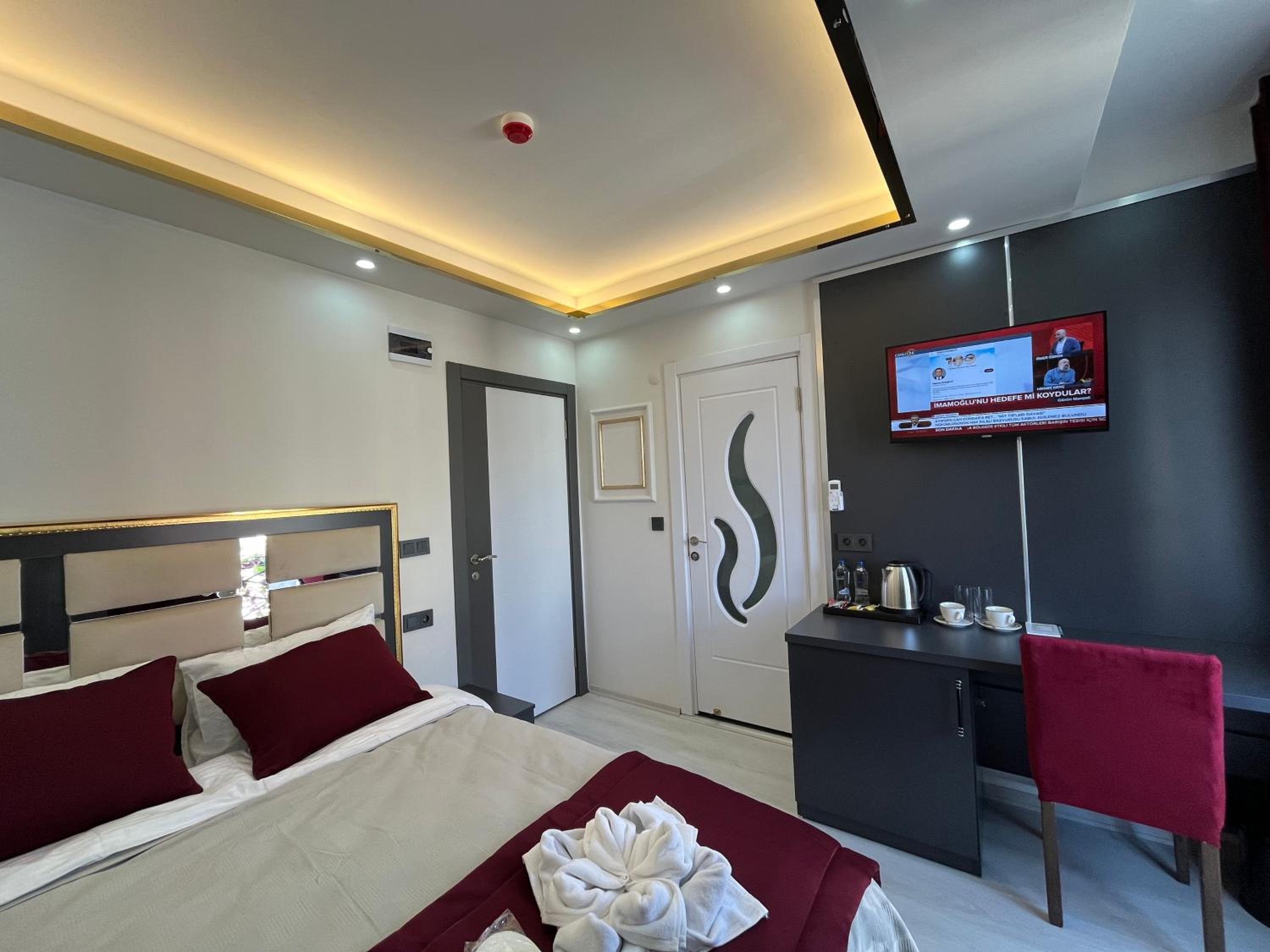 Deluxe Double Room photo 2