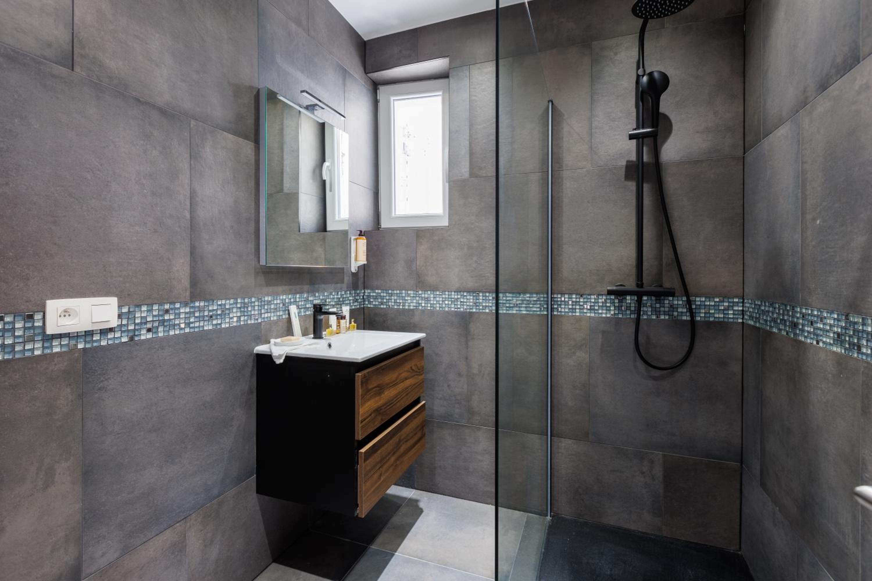 Standard Studio photo 2