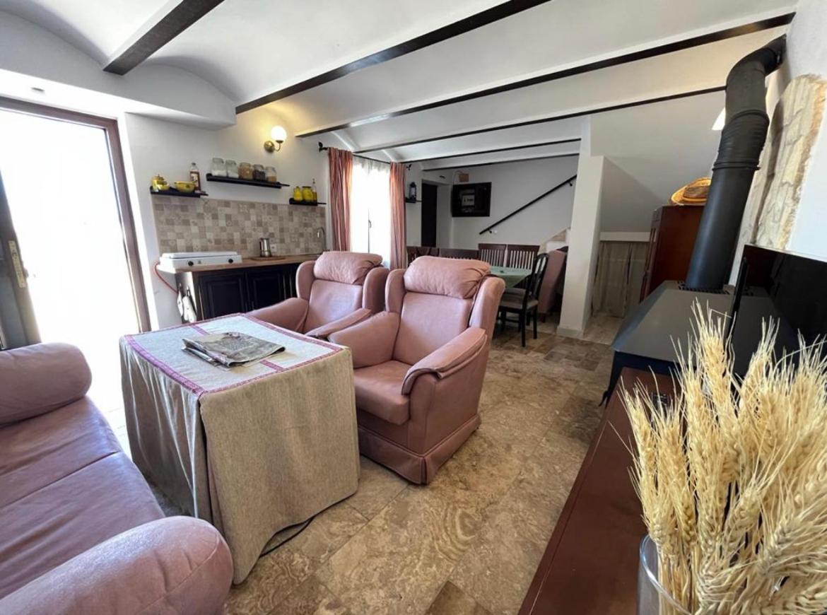 Villa with Private Pool photo 3