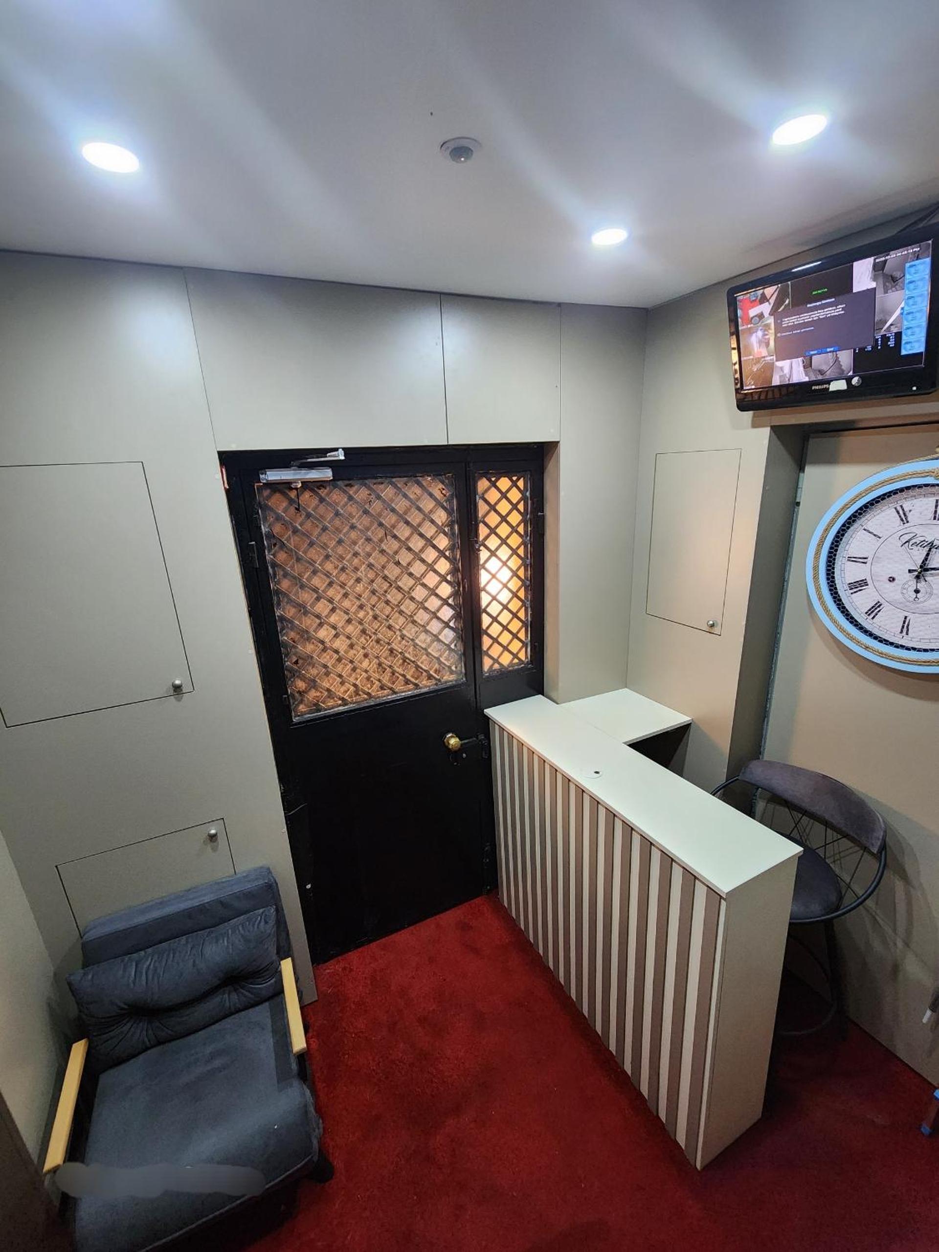 Deluxe Family Suite photo 2