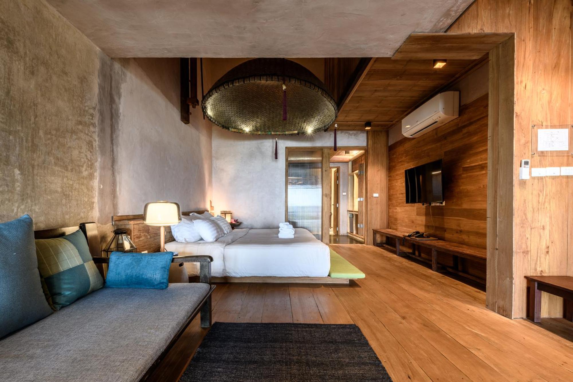 Beachfront Suites with Plunge Pool - Photo 3
