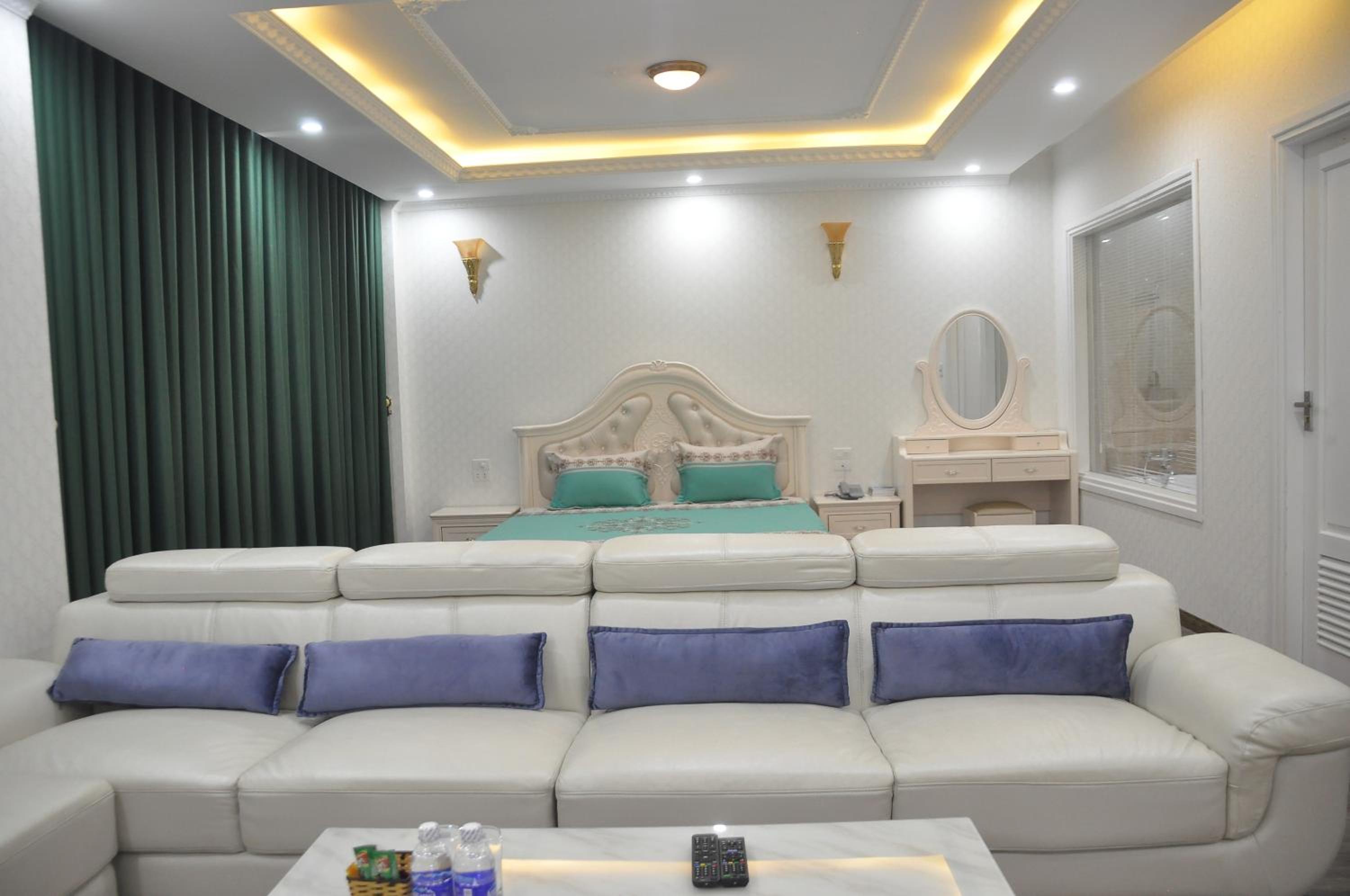 Executive Suite photo 1