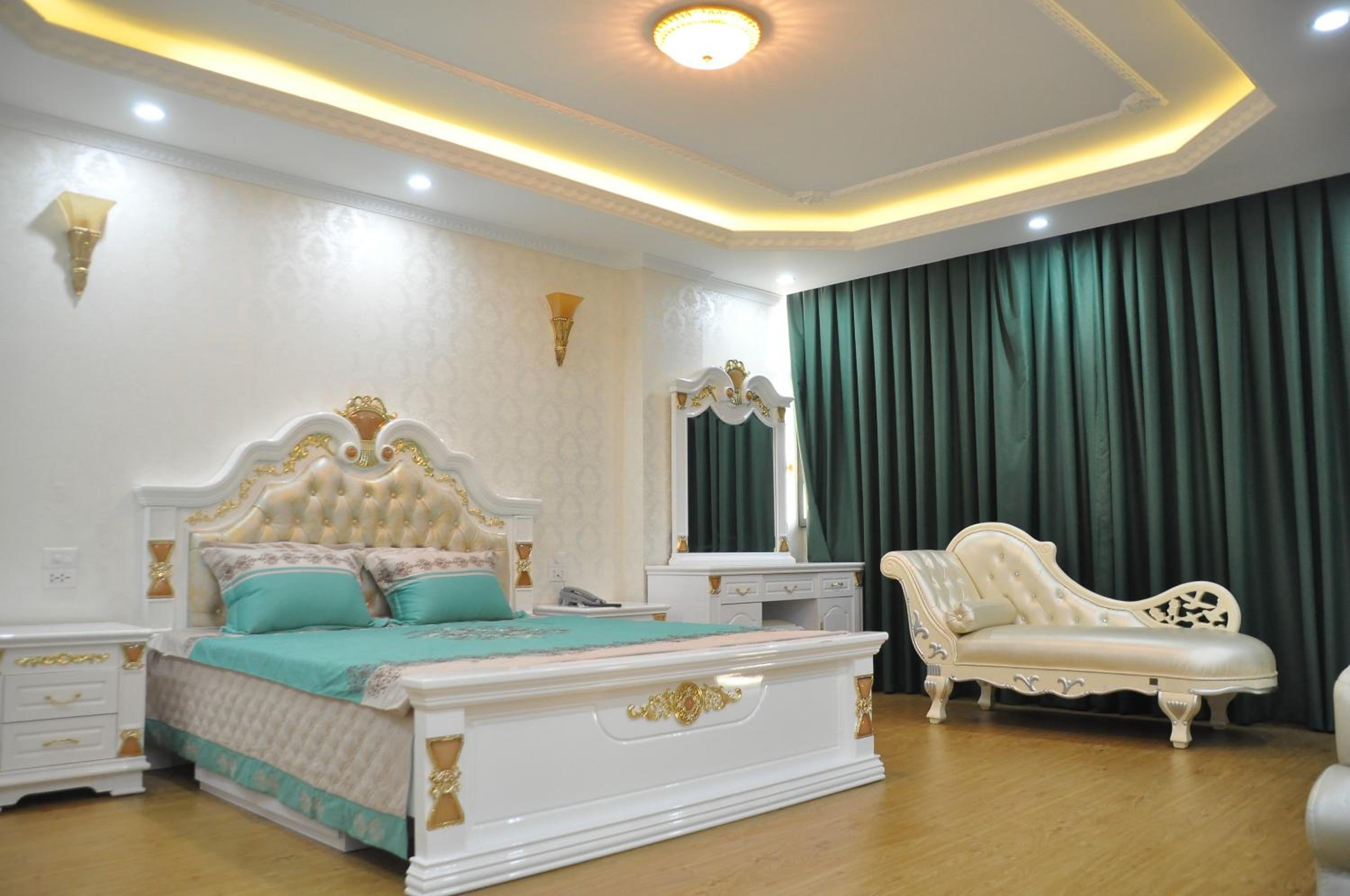 Royal Suite photo 3