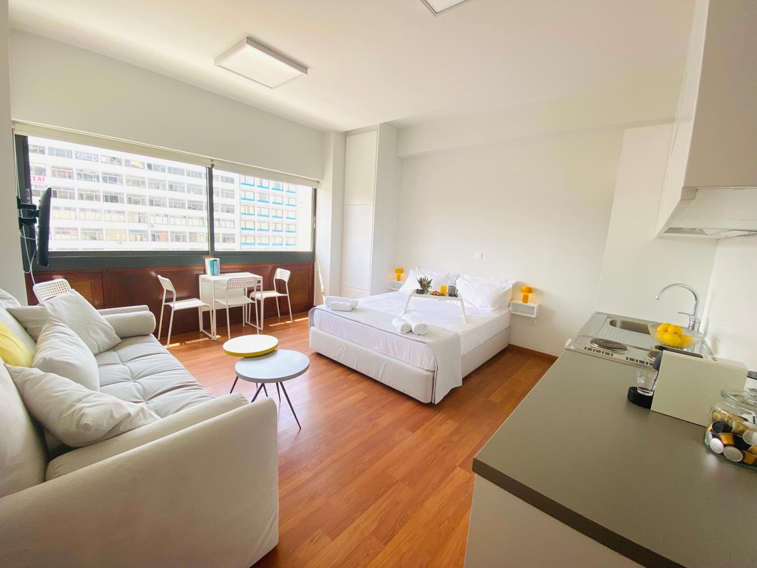 One-Bedroom Apartment