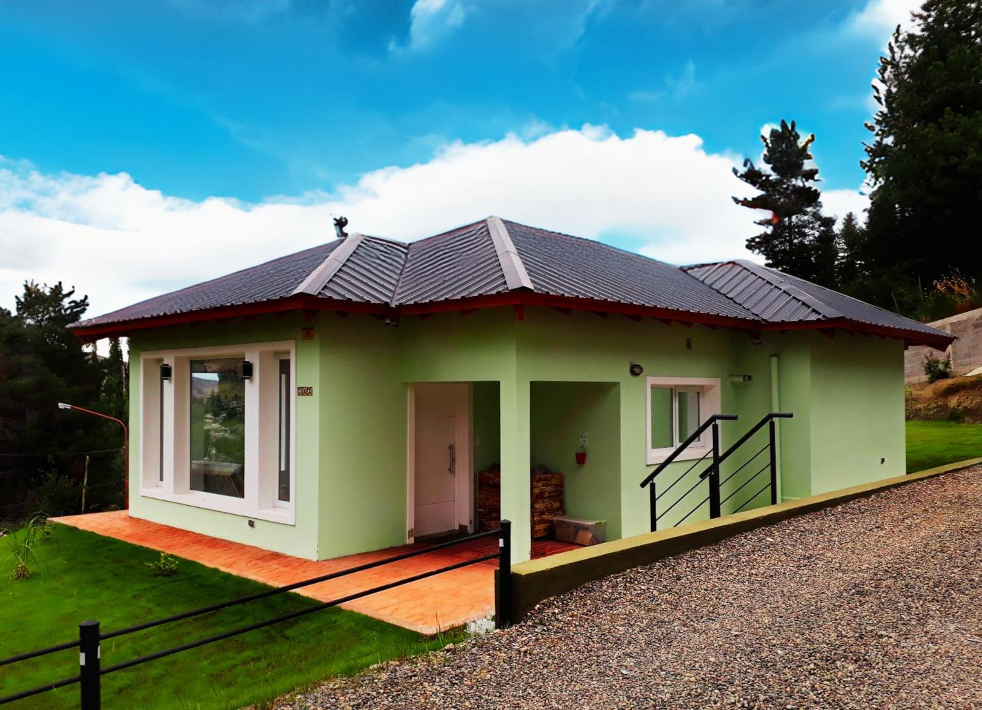 Two-Bedroom House photo 3