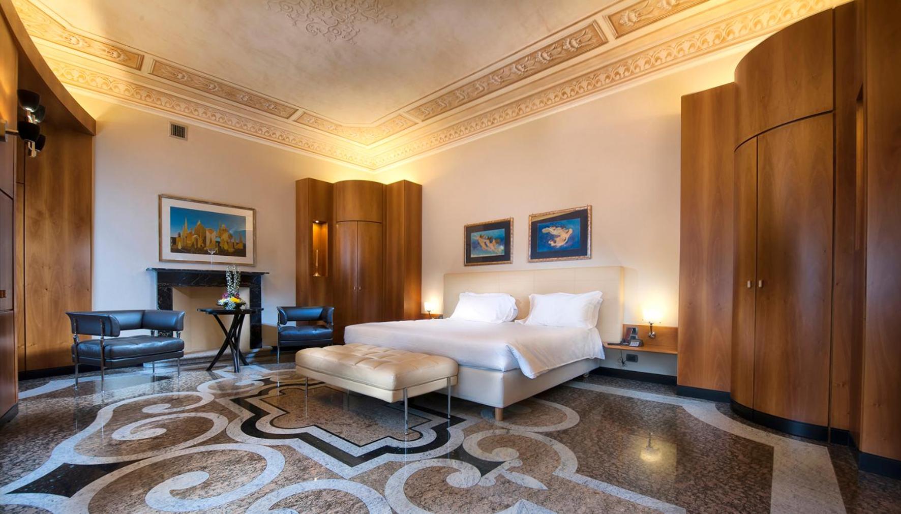 Deluxe Suite photo 1