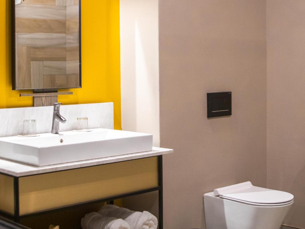 Superior Suite - Photo 2