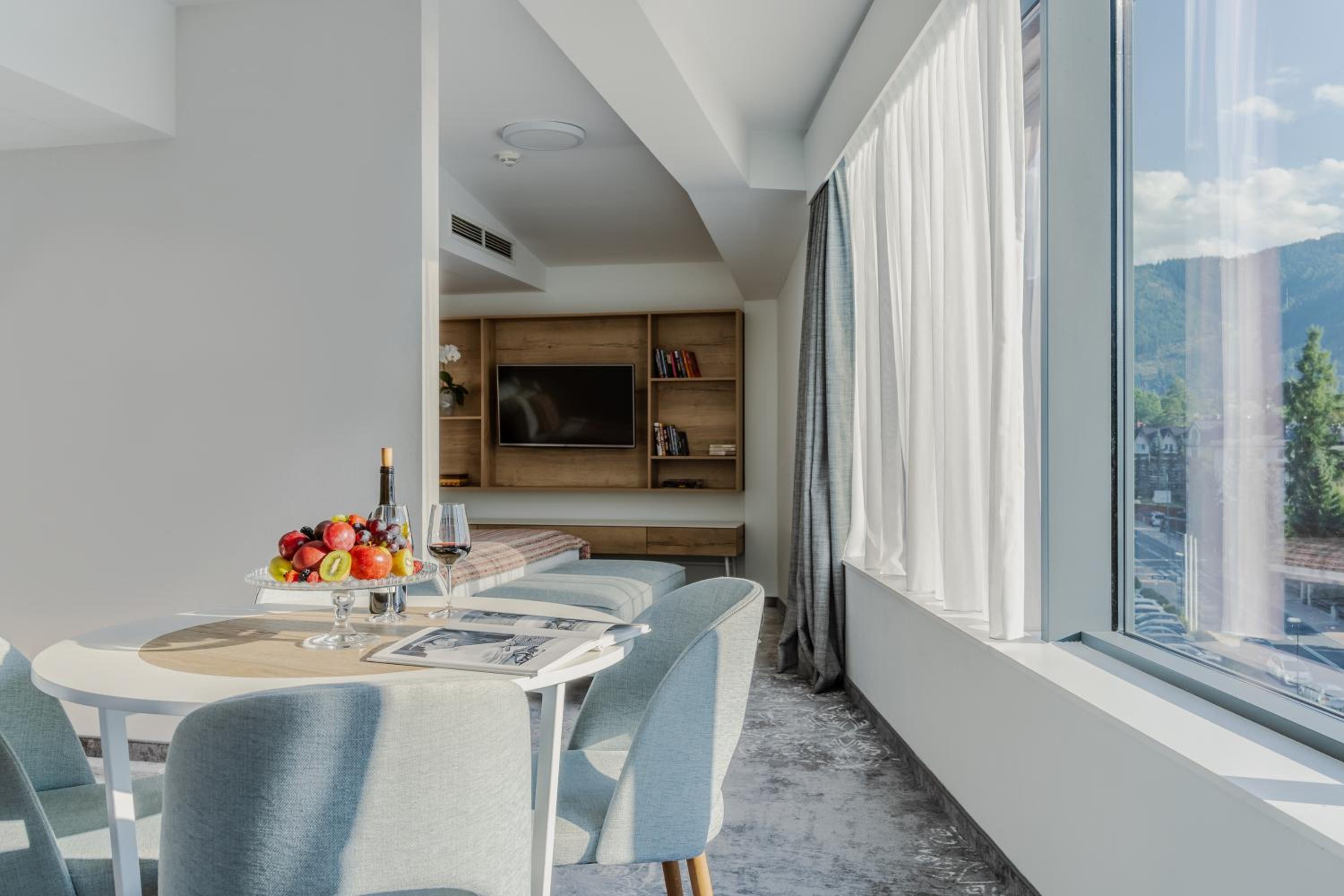 Mountain View Suite with 1 double bed (without access to the thermal baths) photo 1