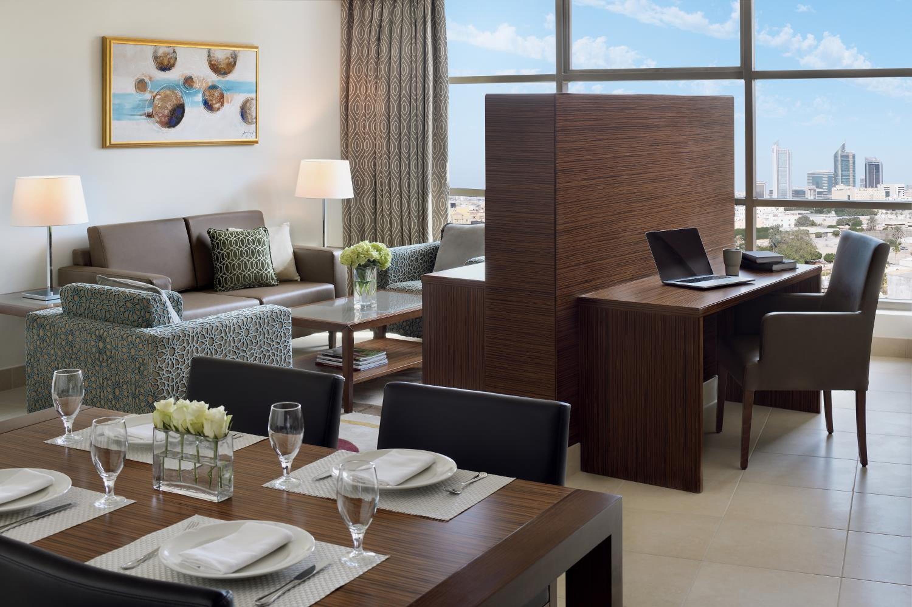 One-Bedroom Apartment with City View