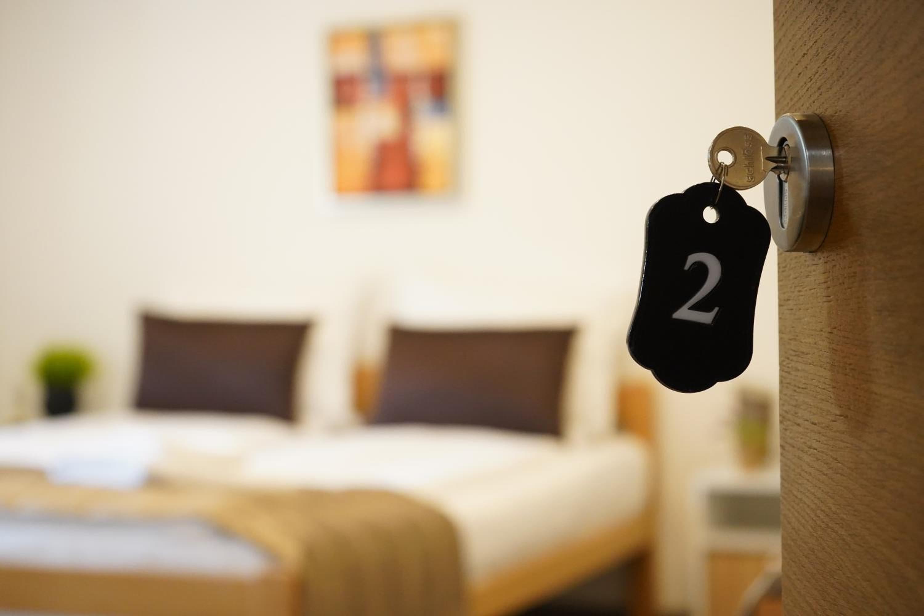 Economy Triple Room photo 1