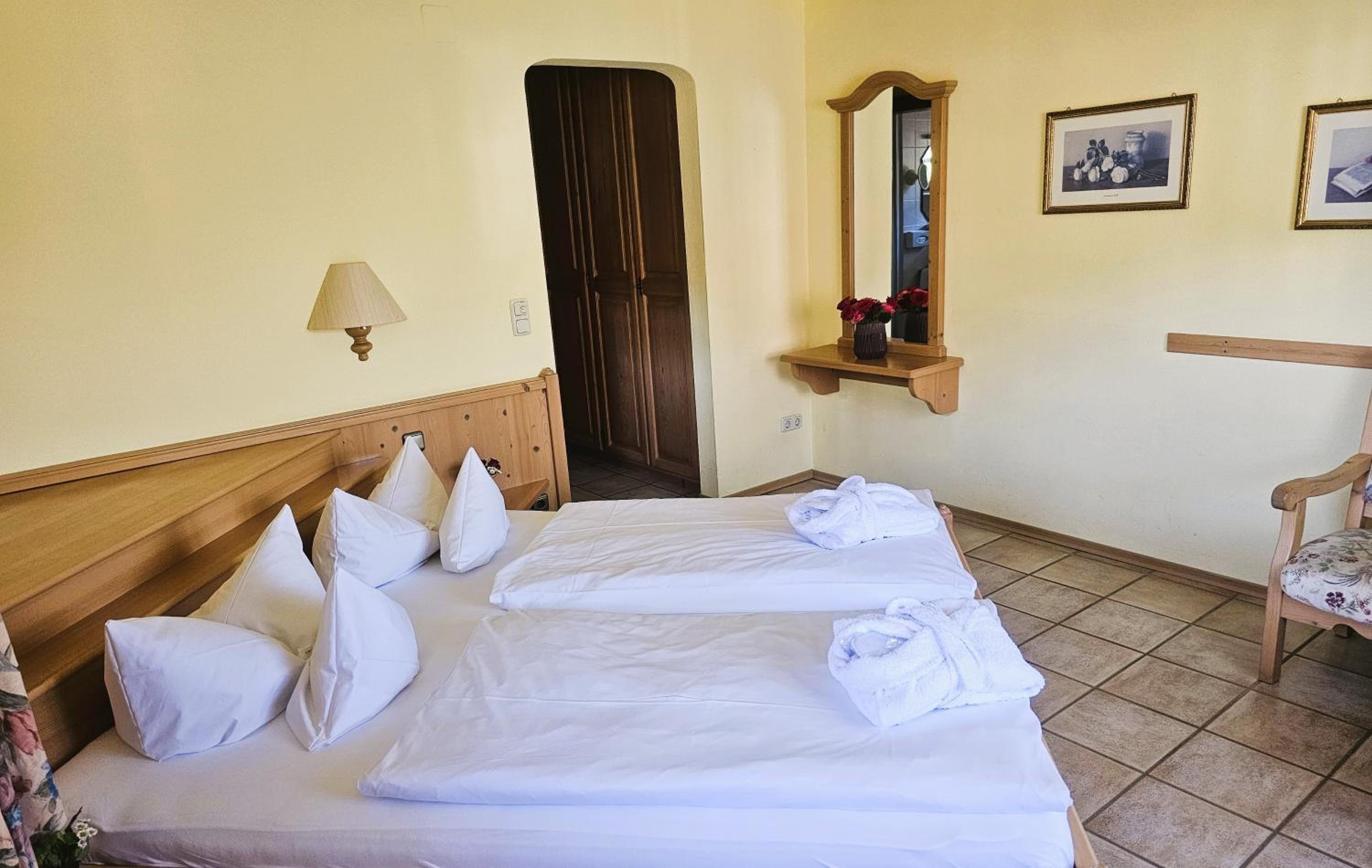 Superior Double Room - Photo 2