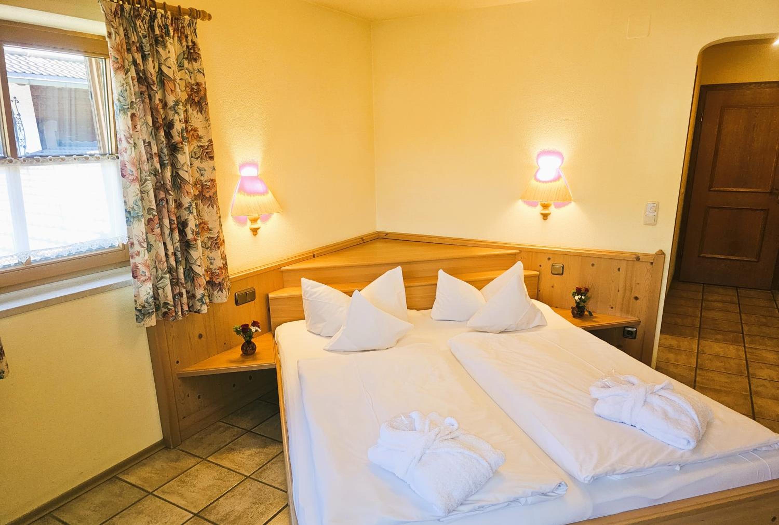 Superior Double Room - Photo 12