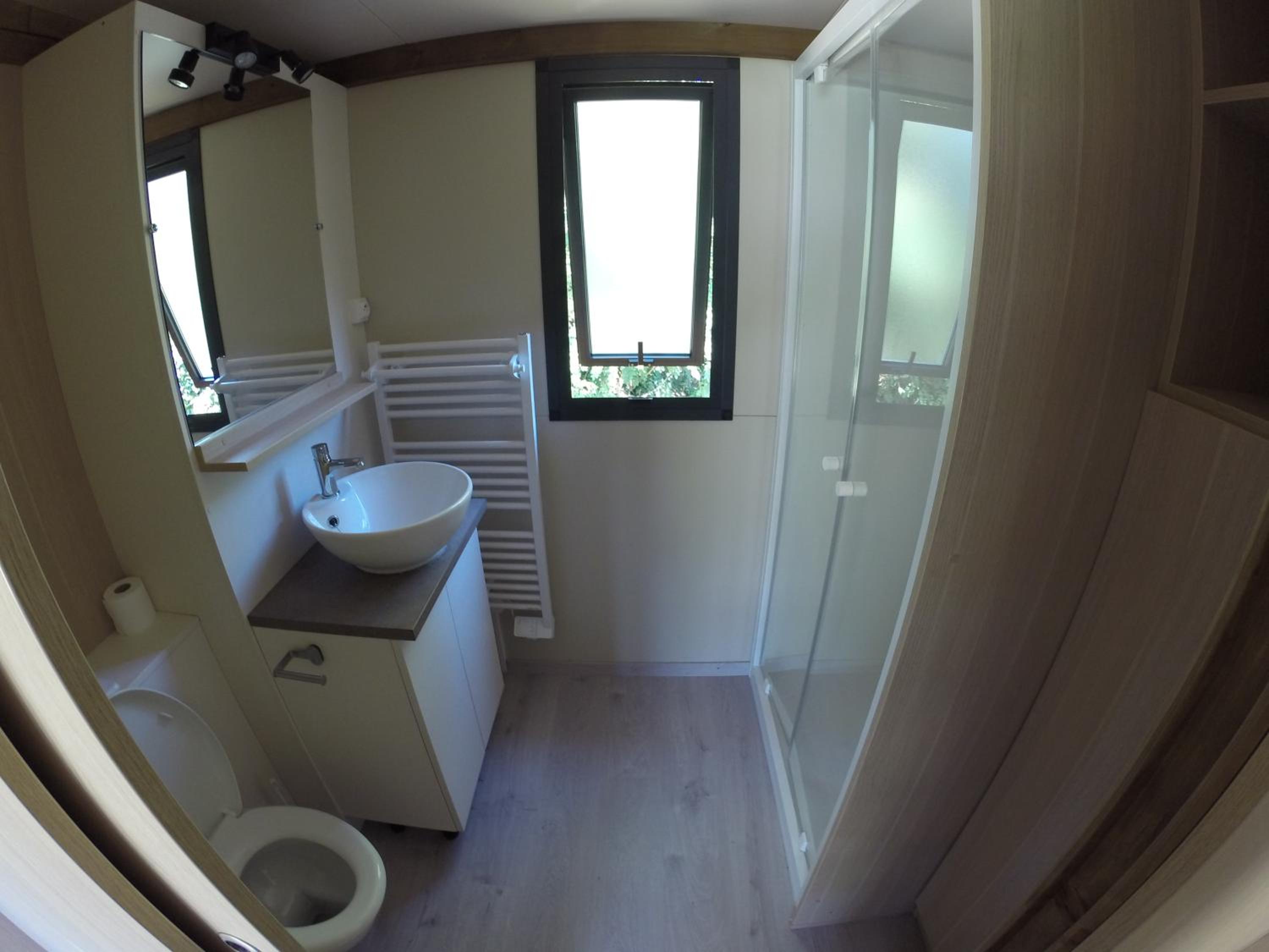 One-Bedroom Chalet - Photo 5