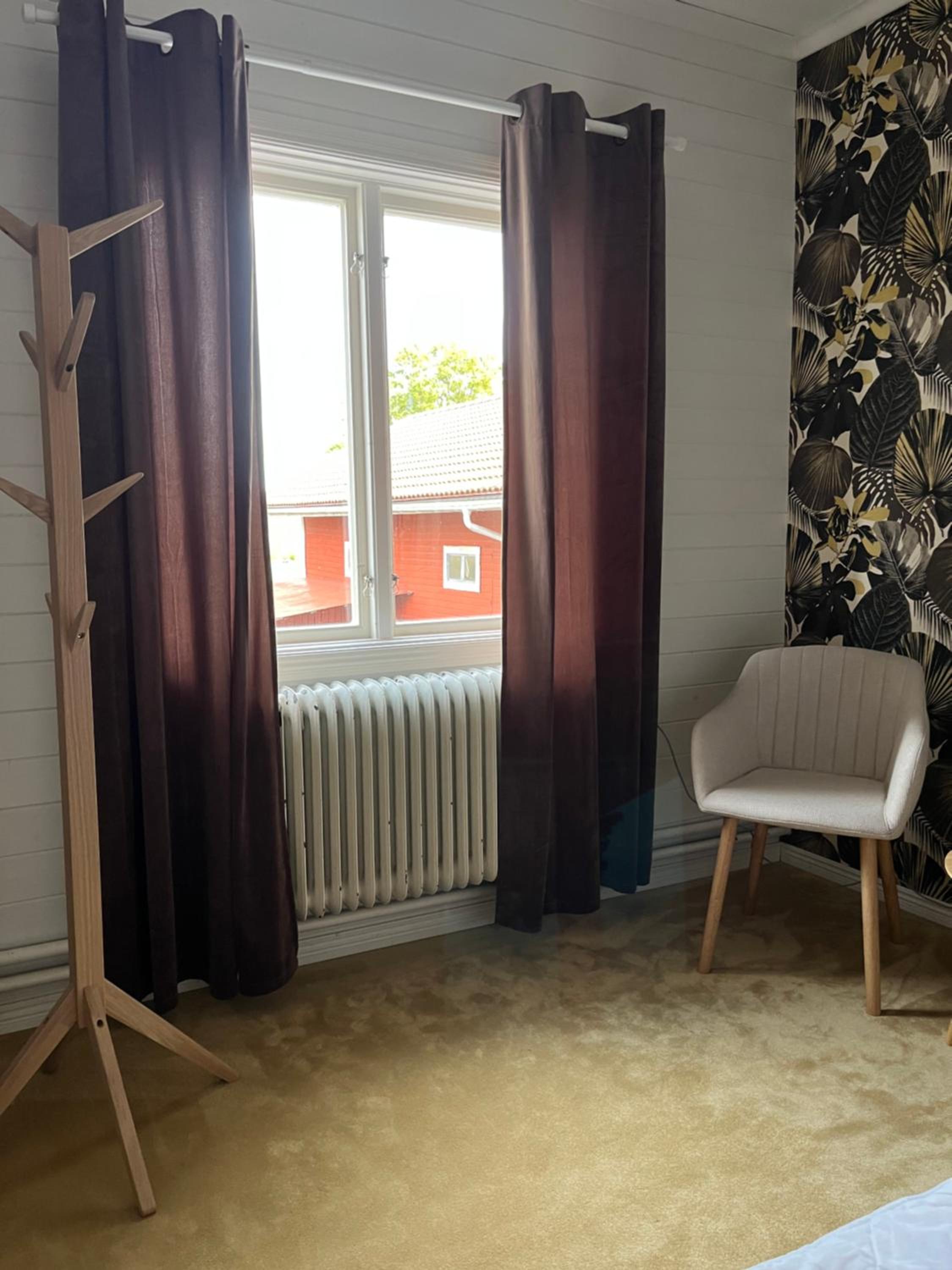 Single Room with Shared Bathroom photo 1