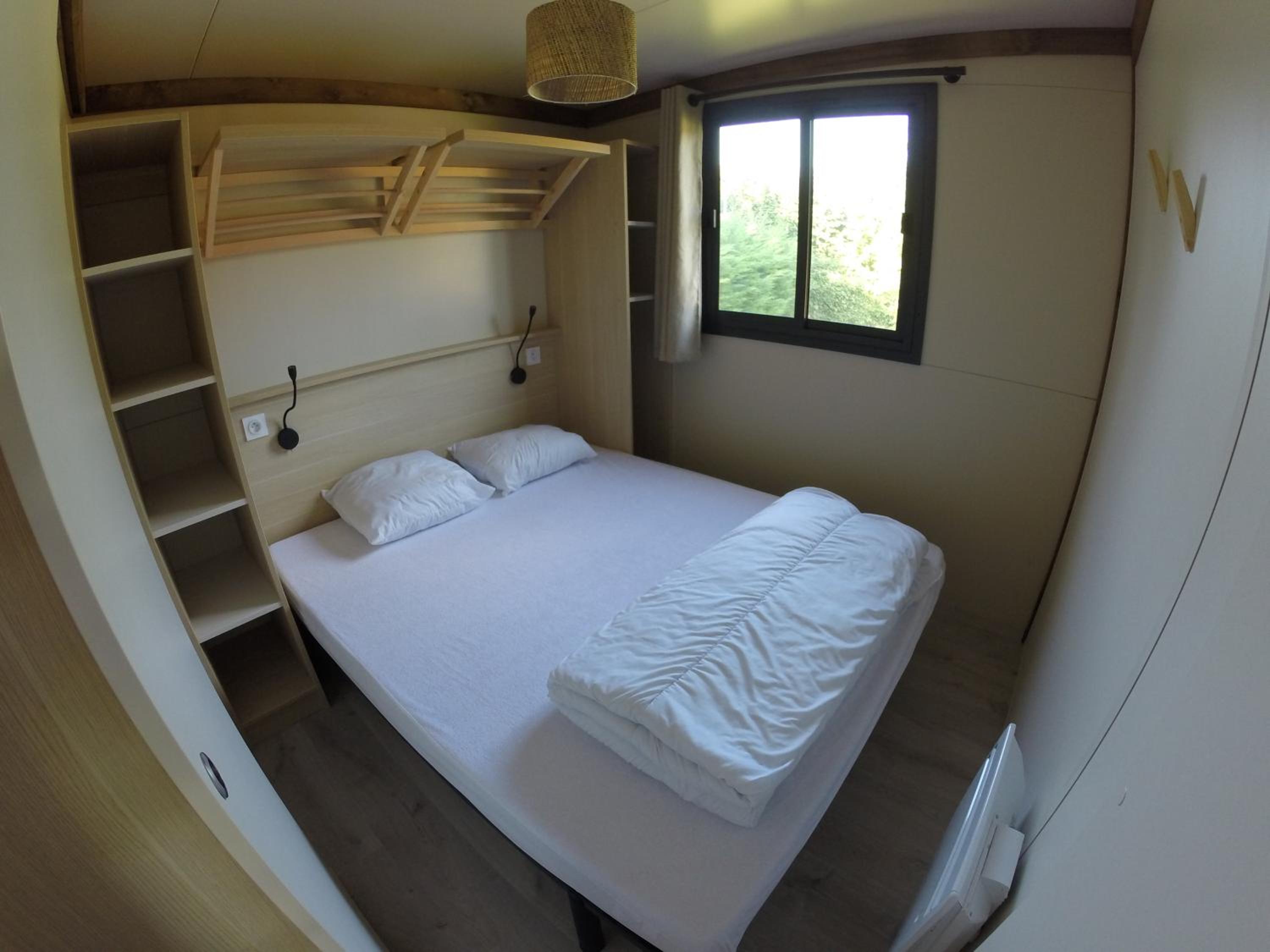 Three-Bedroom Chalet - Photo 3