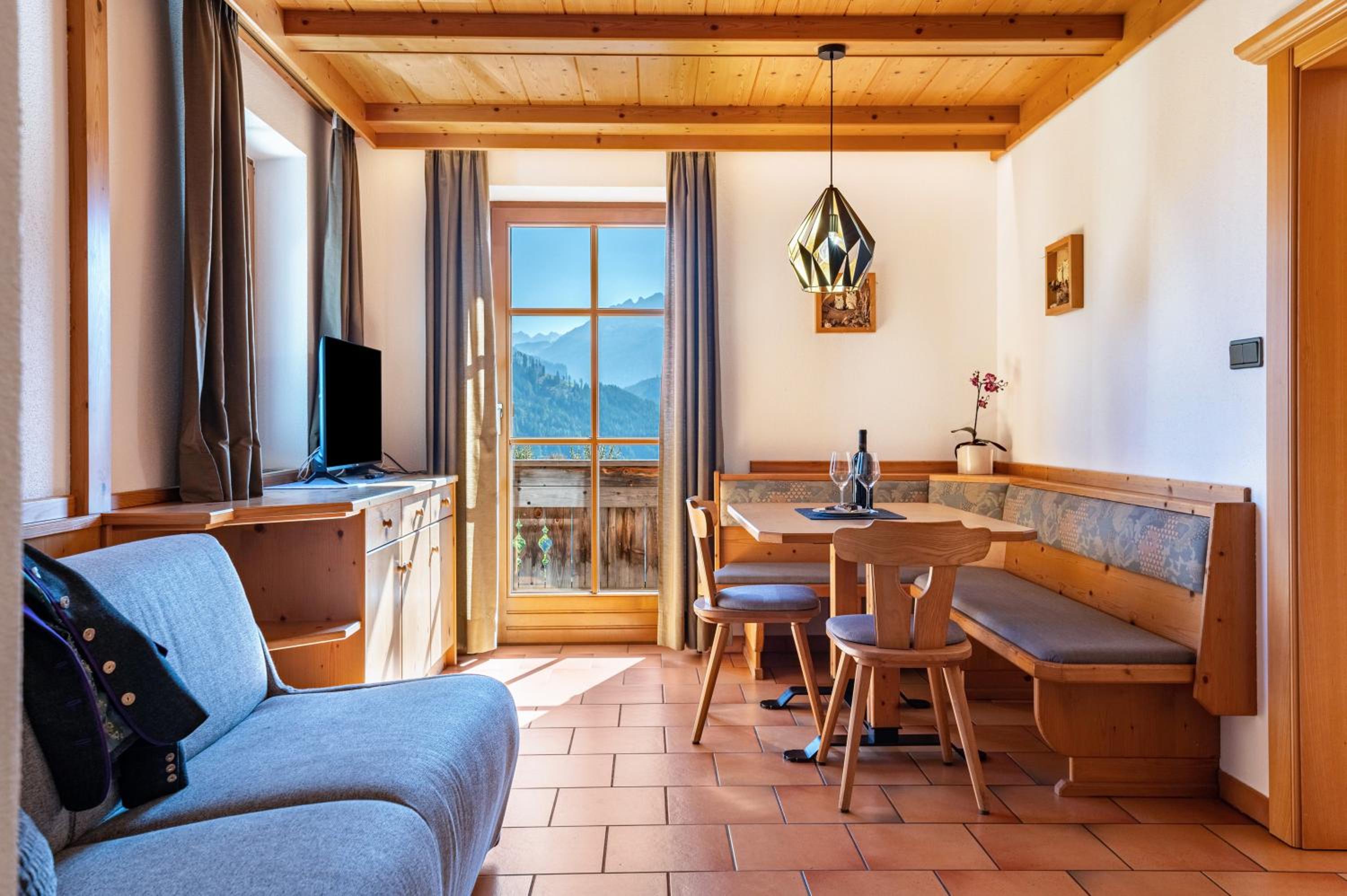 Superior One-Bedroom Apartment with Balcony photo 1