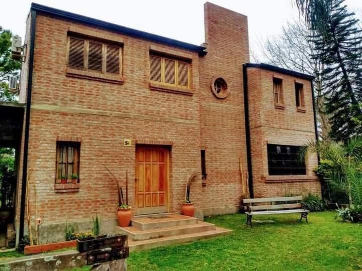 Four-Bedroom House photo 3