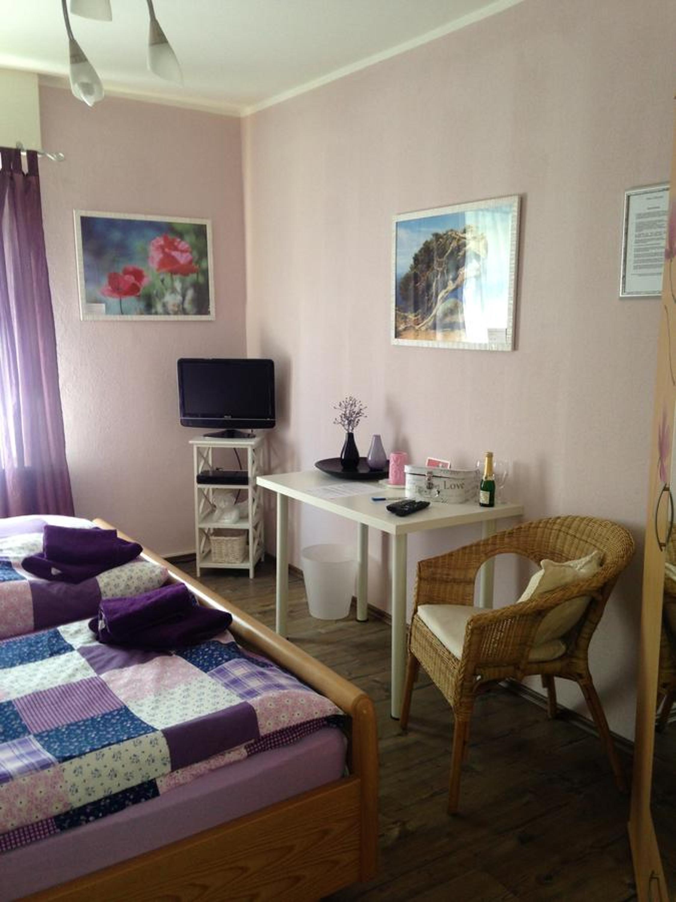 Double Room with Private External Bathroom photo 1