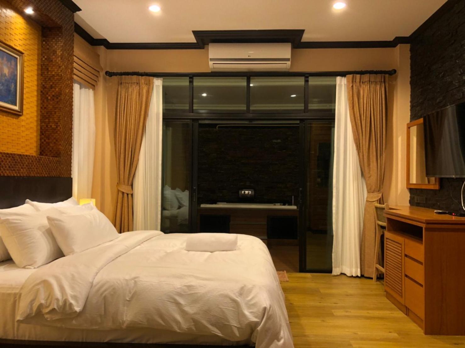 Villa with Private Pool photo 1