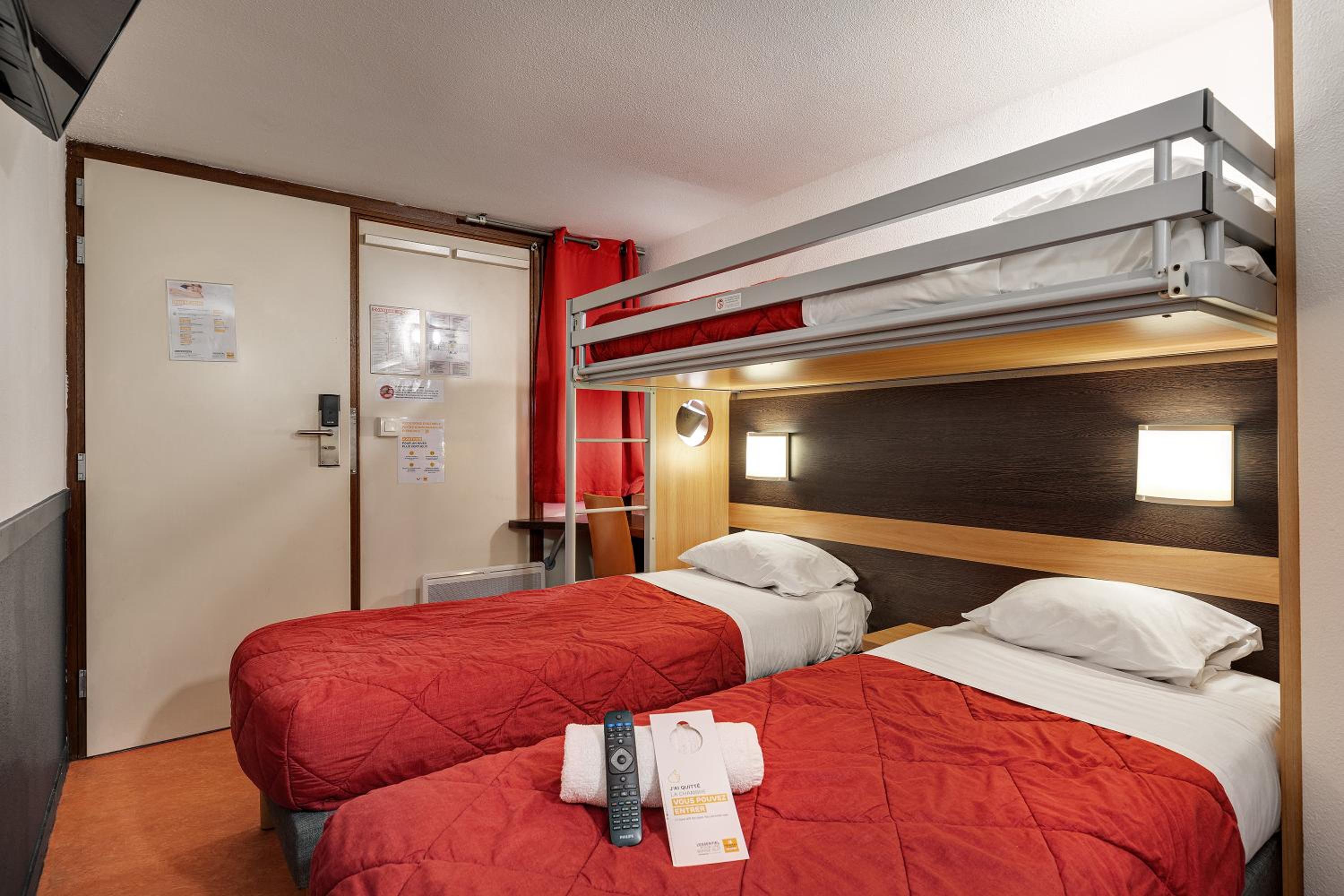 Triple Room with 3 Single Beds - Photo 4