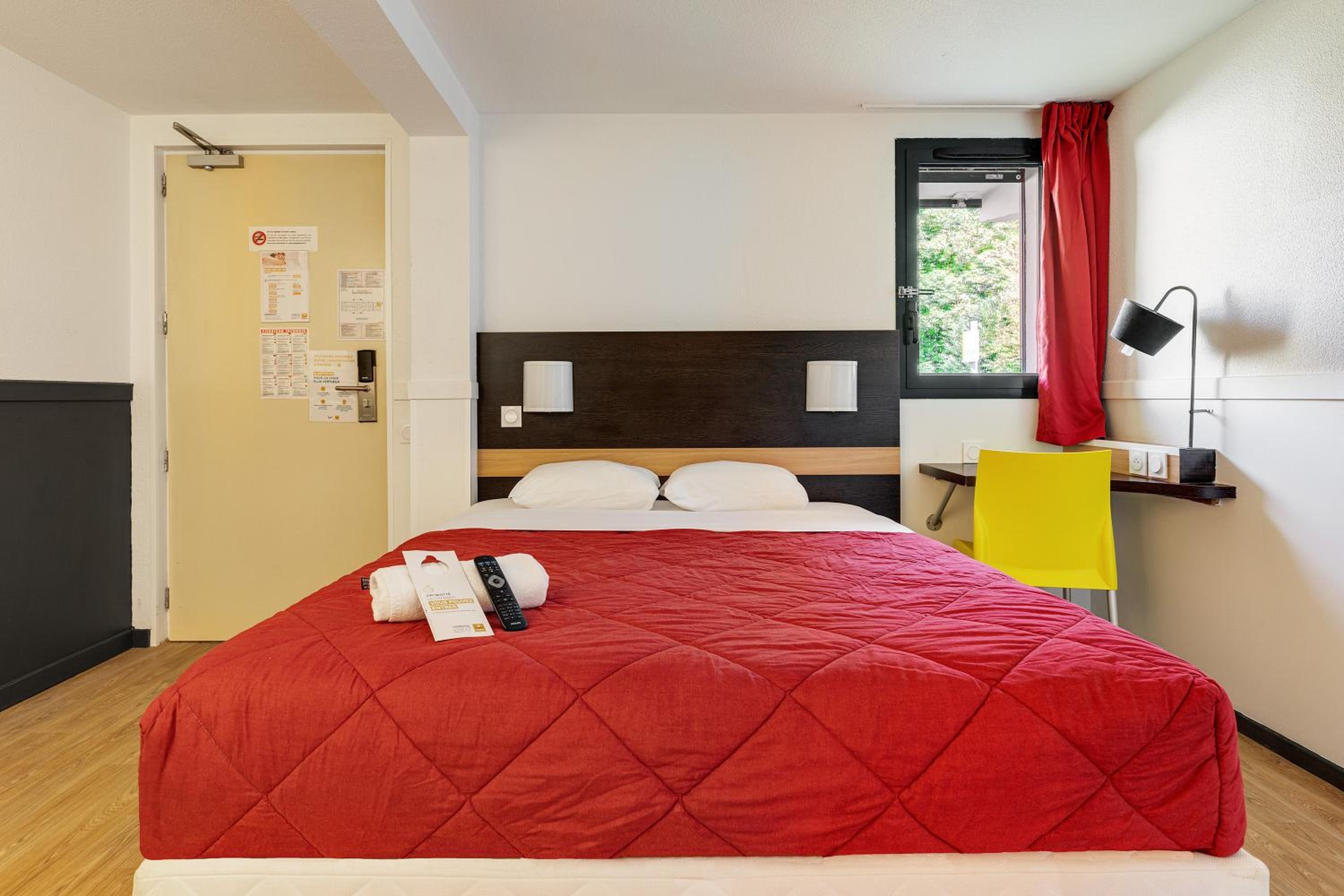Double Room - Photo 2