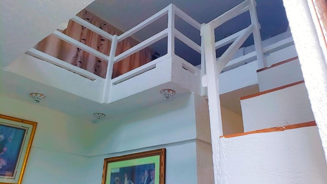Studio - Split Level photo 3