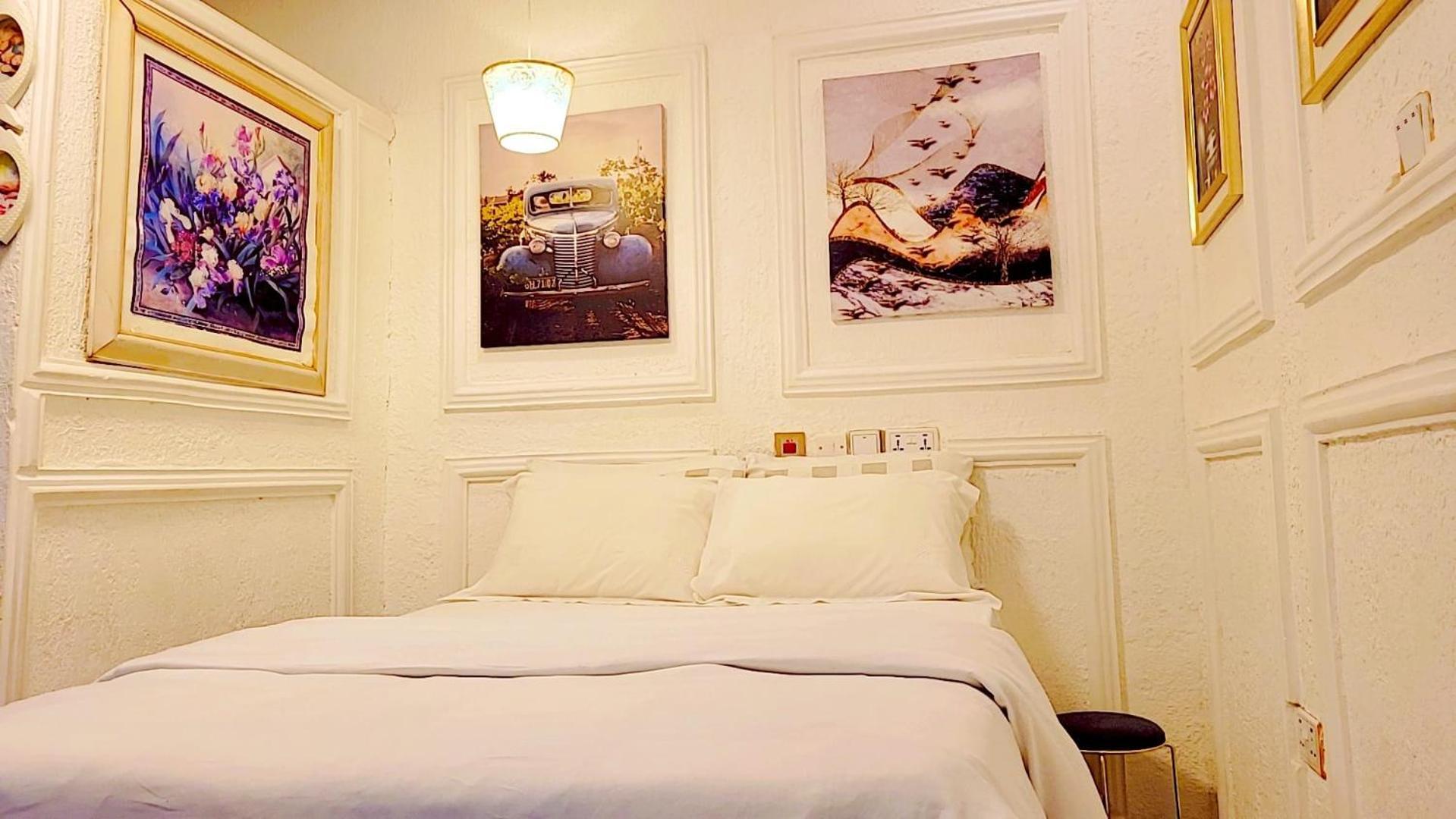 Deluxe Double Room with Shower photo 3