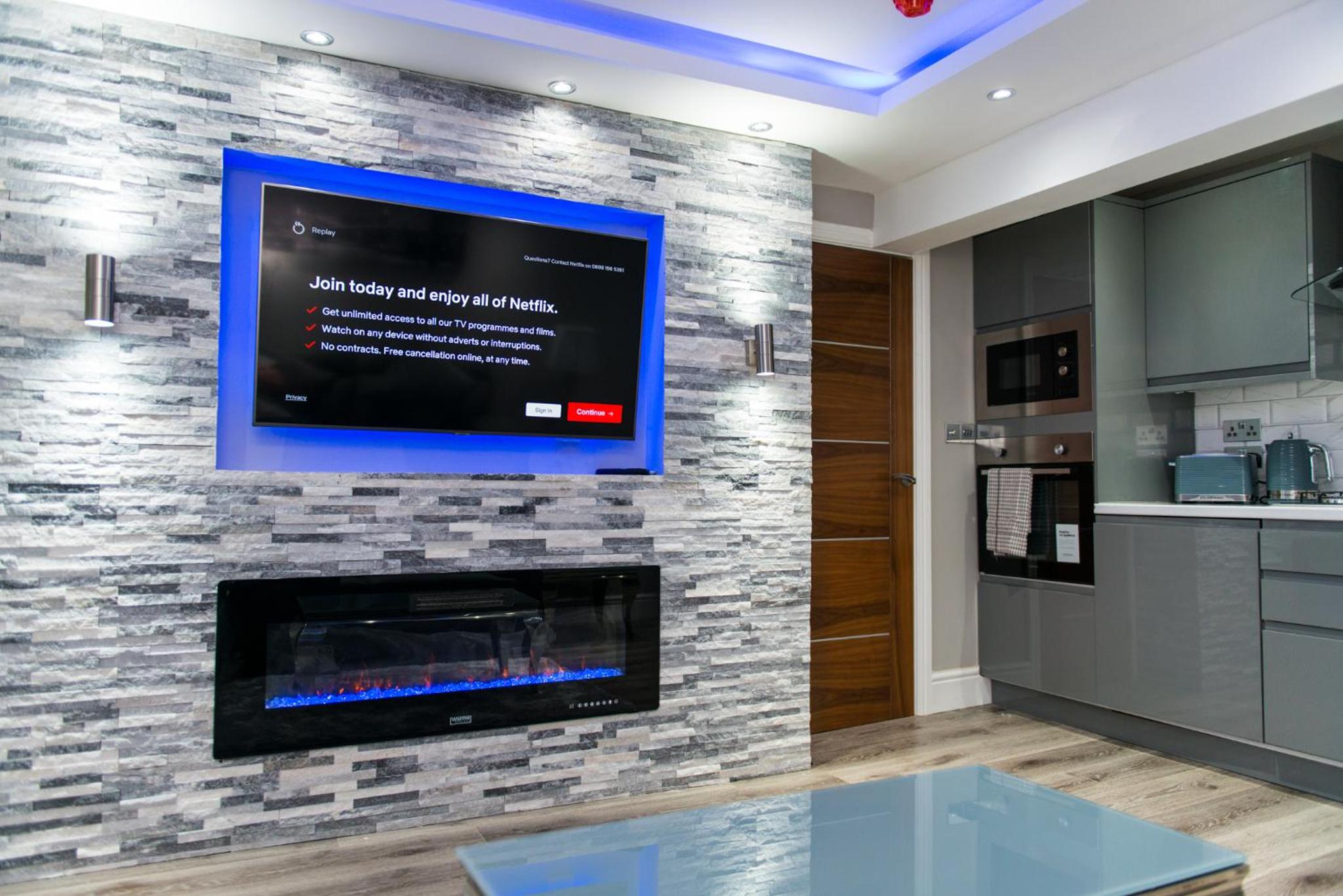One-Bedroom Apartment - Photo 15