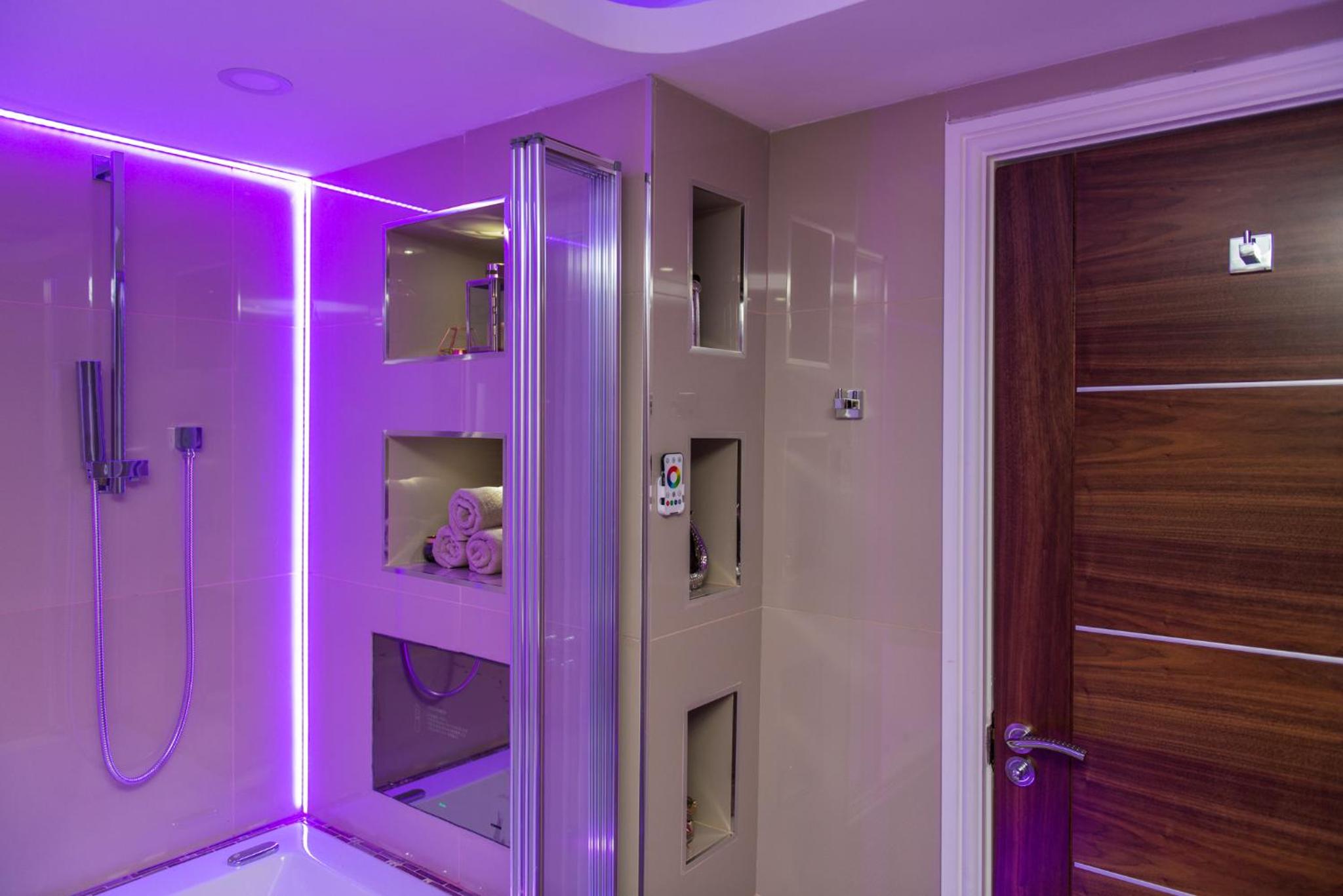 One-Bedroom Apartment - Photo 18