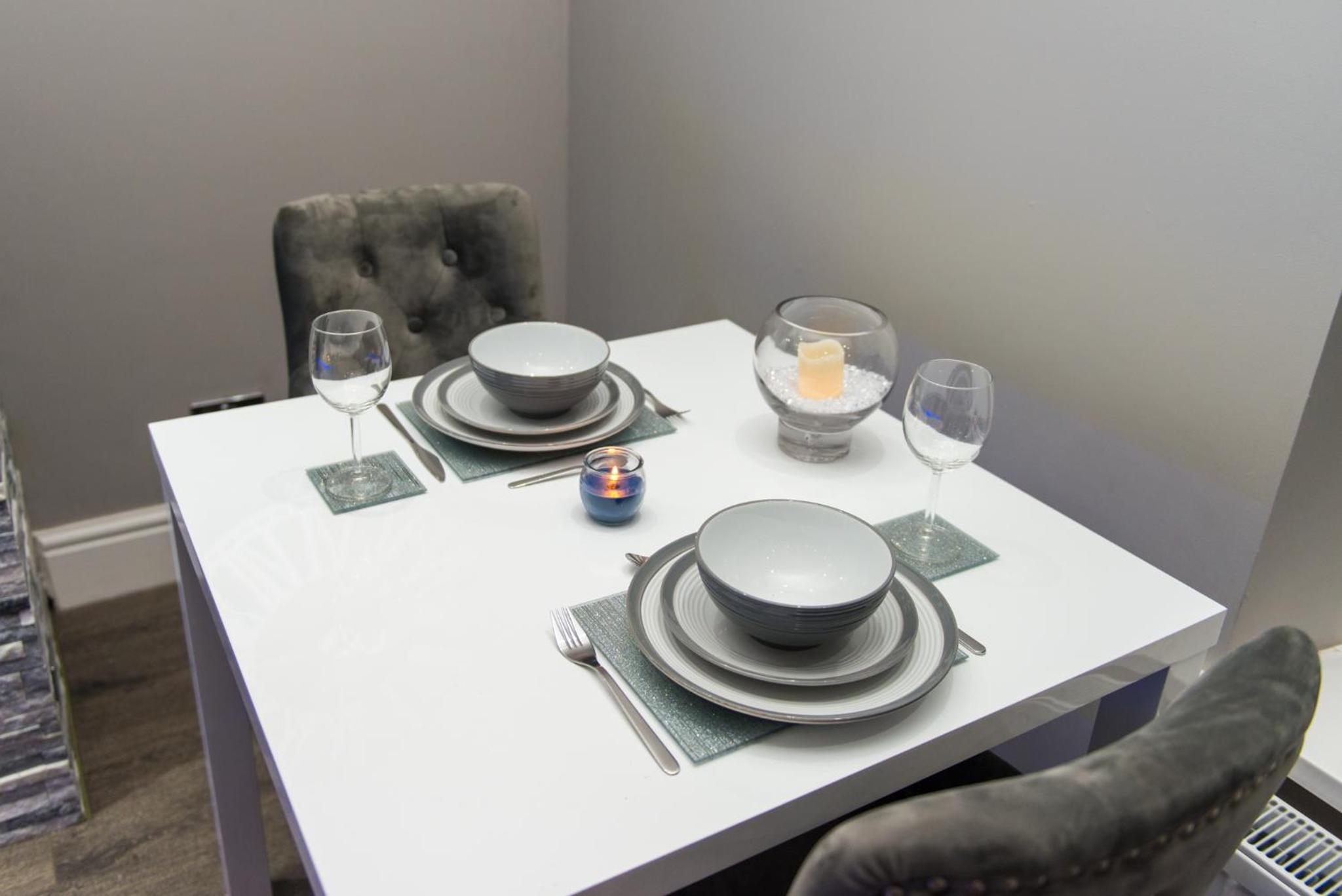 Executive Suite - Photo 37