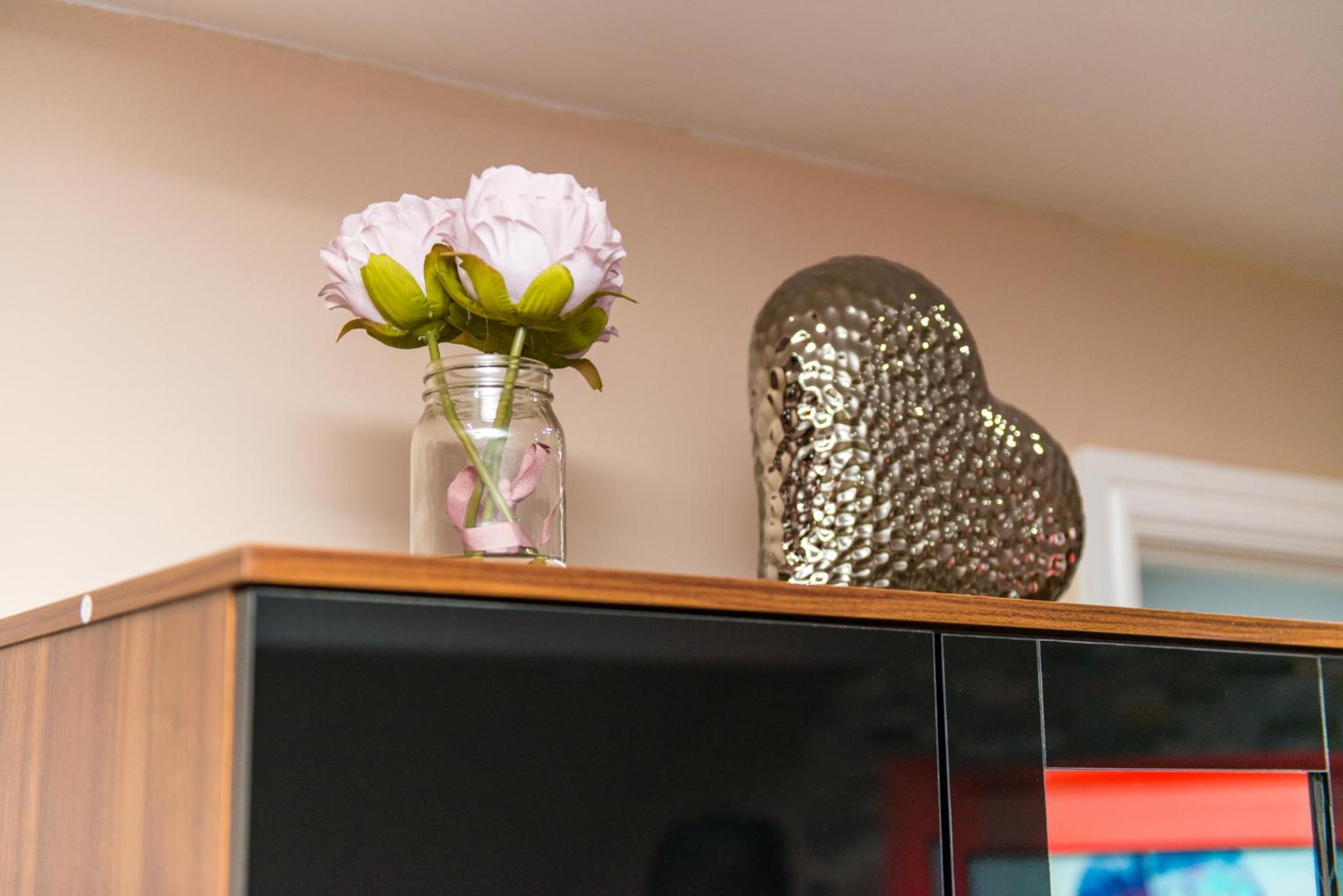 One-Bedroom Apartment - Photo 36