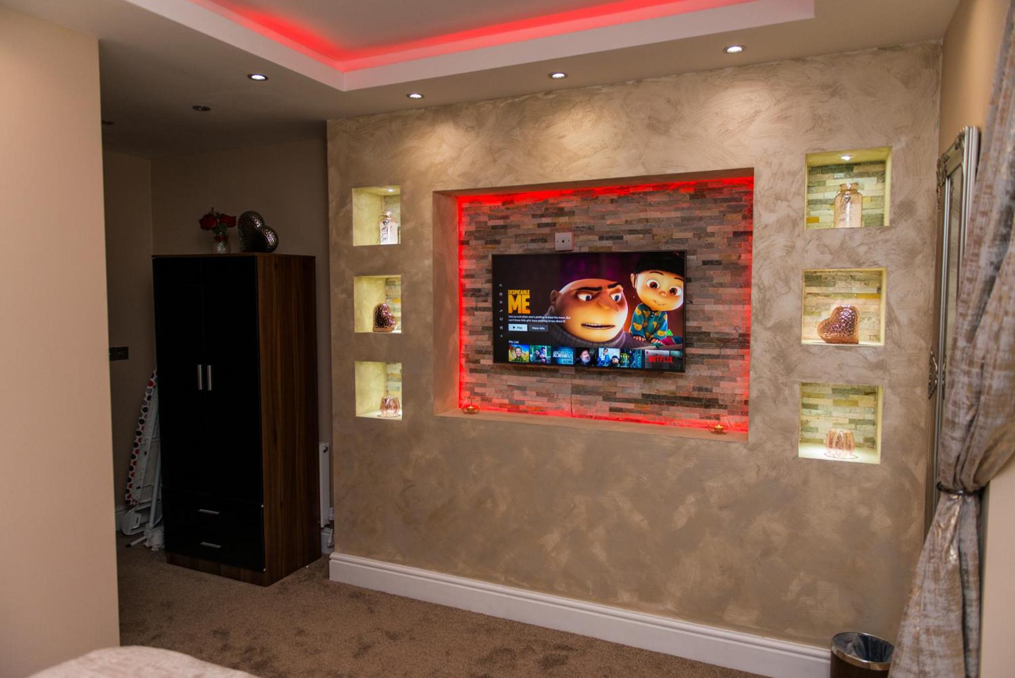 Executive Suite - Photo 57