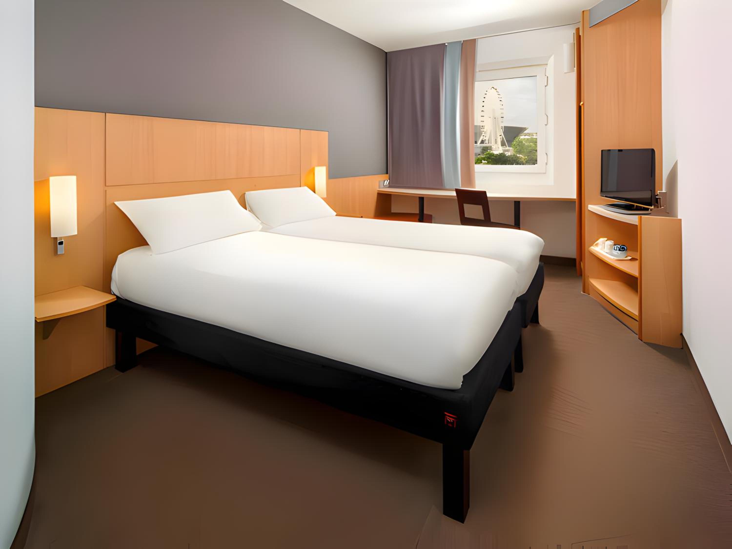 Twin Room - Photo 6