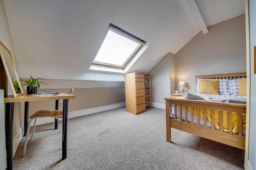 Four-Bedroom House photo 1