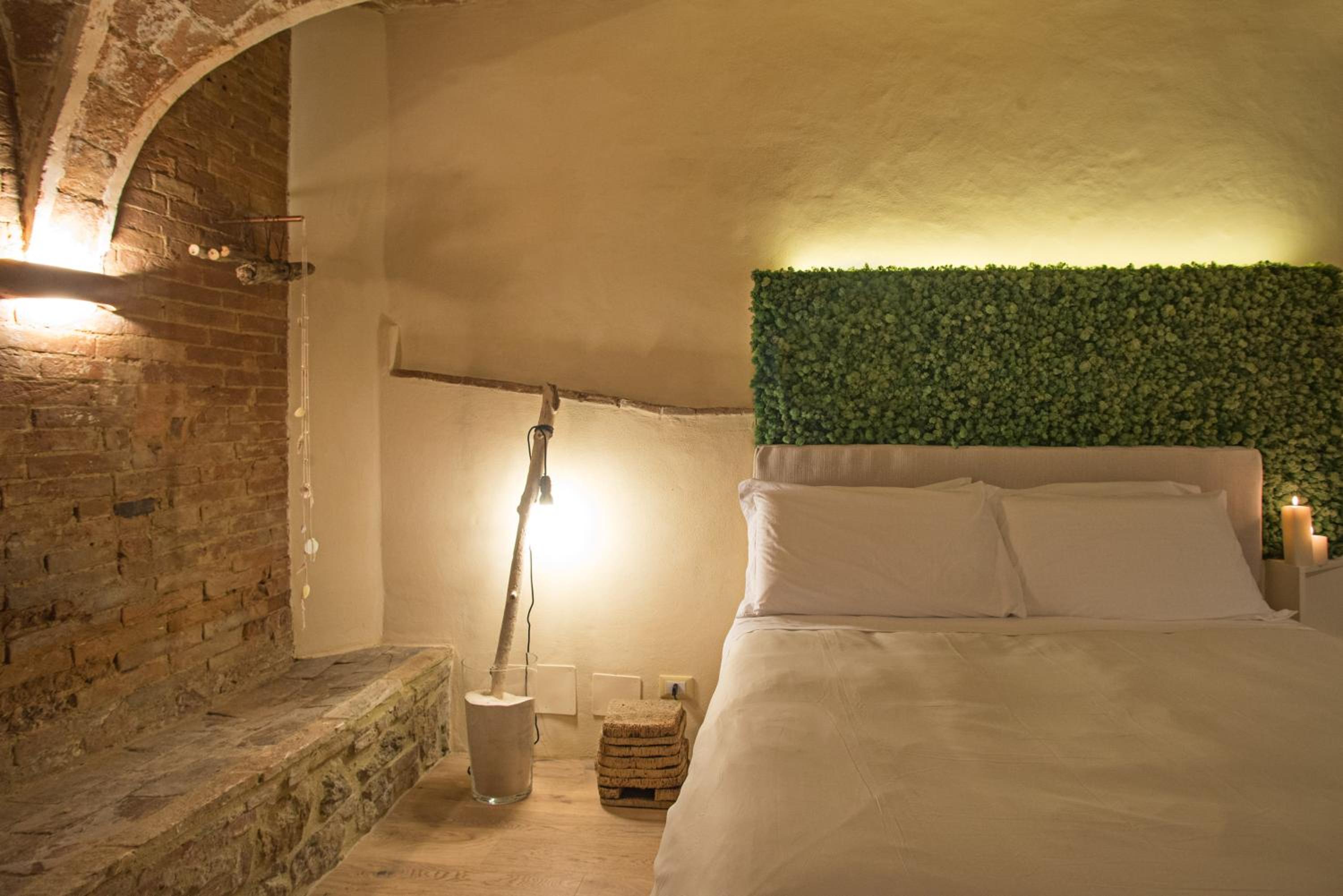 Junior Suite - Photo 1