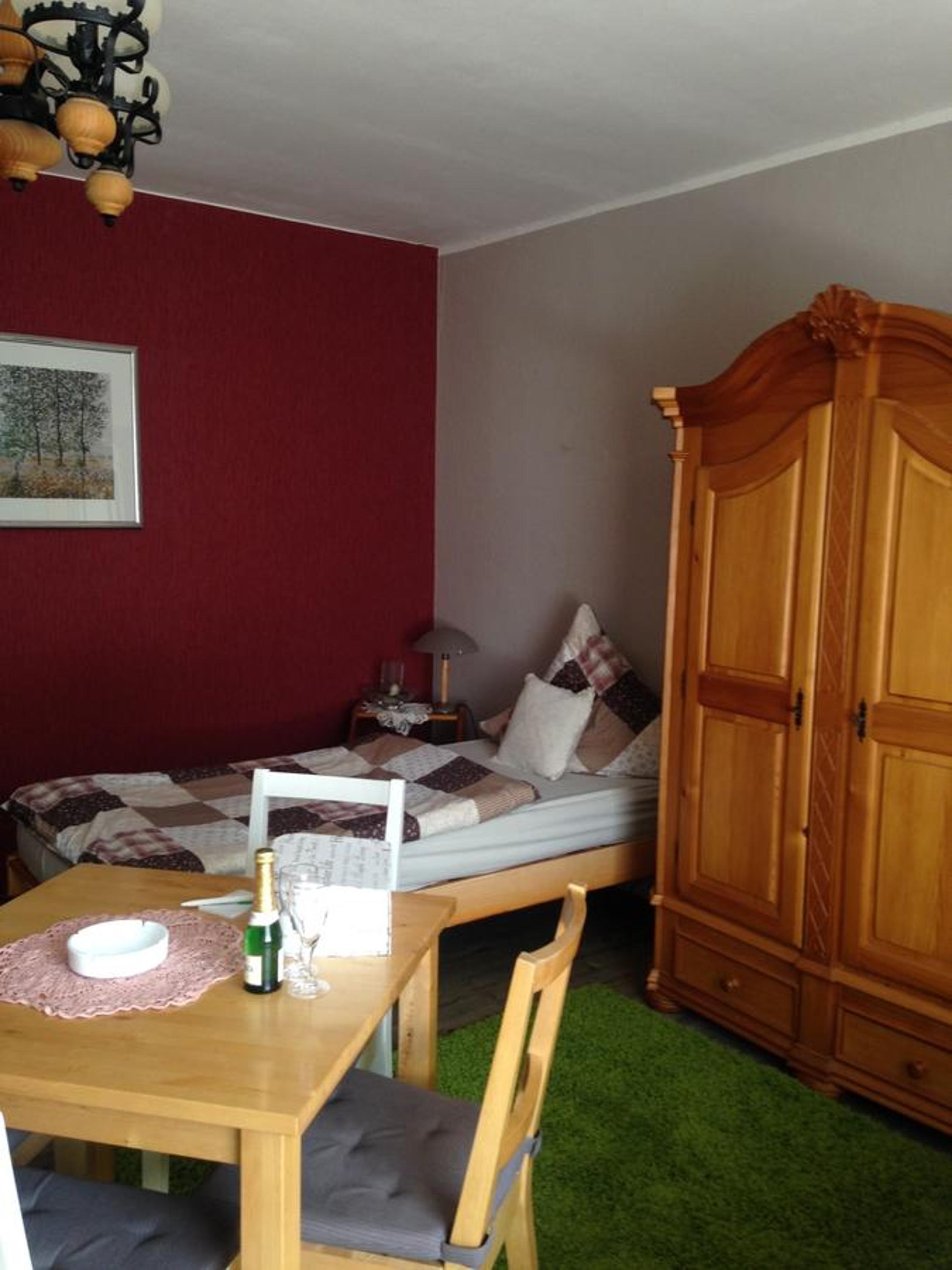 Family Room photo 3