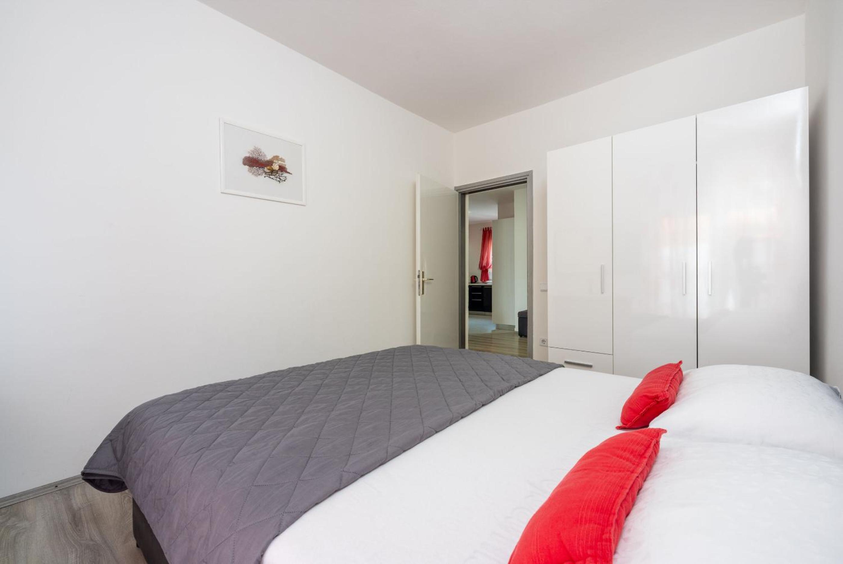 Two-Bedroom Apartment Standard photo 2